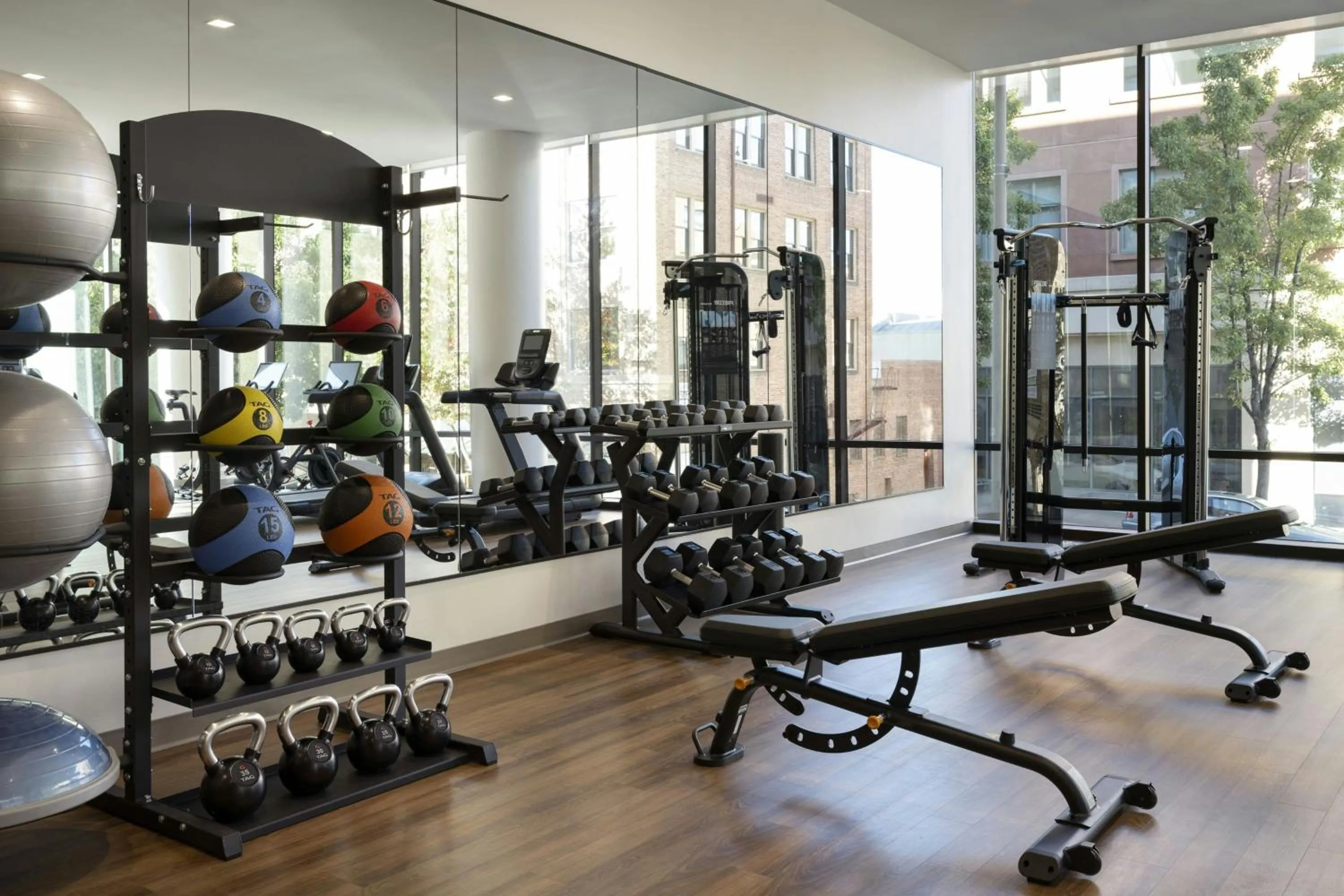 Fitness centre/facilities in AC Hotel San Rafael Downtown