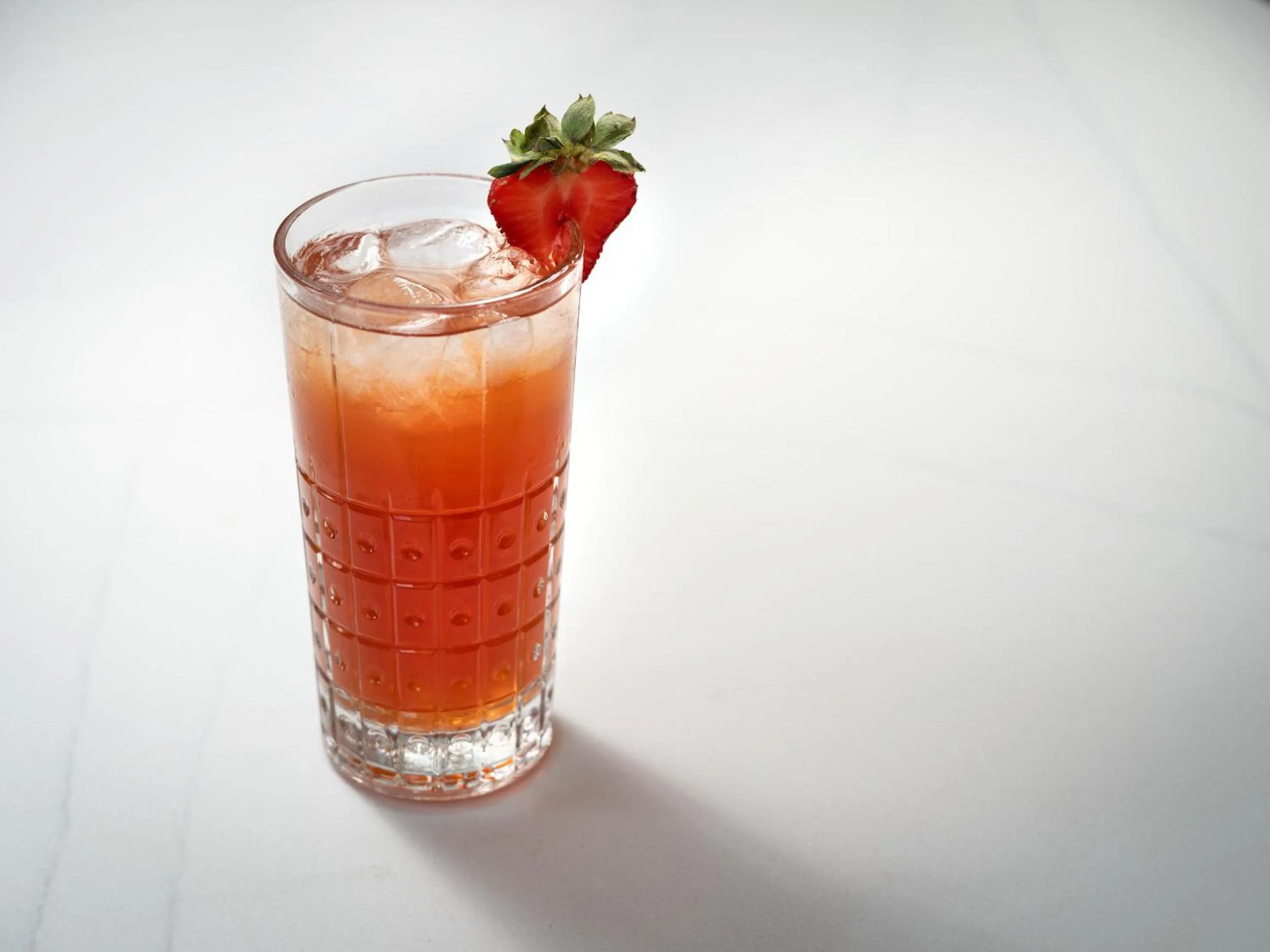 Food and drinks in AC Hotel San Rafael Downtown