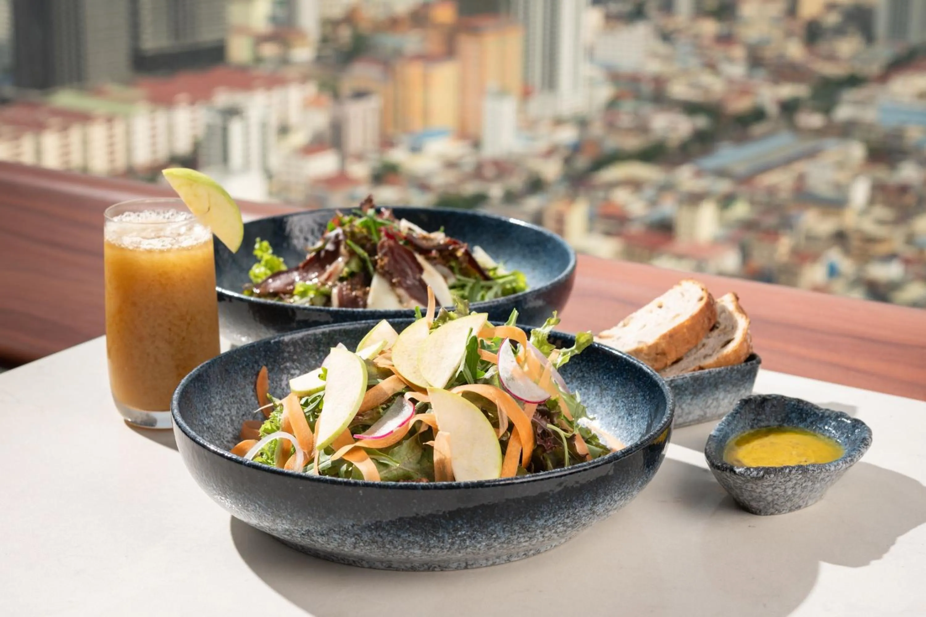 Restaurant/places to eat in Fairfield by Marriott Phnom Penh