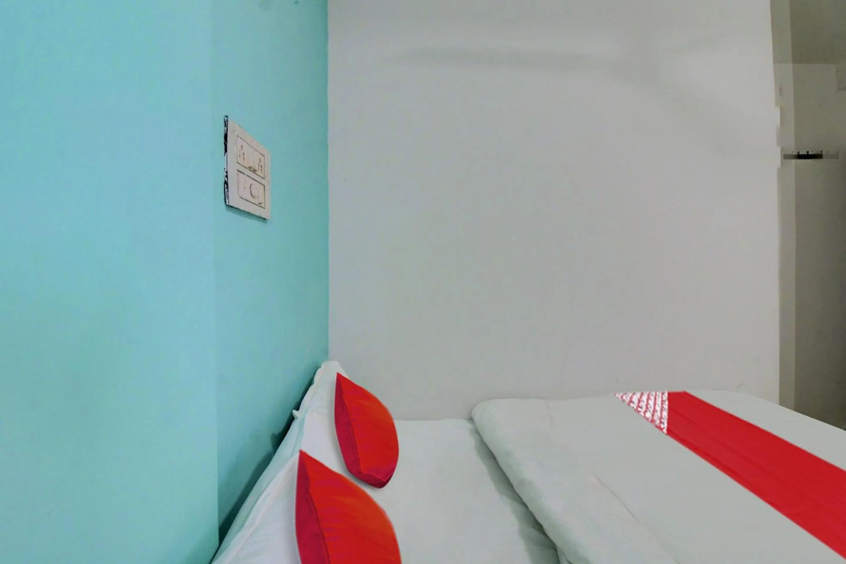 Bedroom, Bed in Hotel O Kings