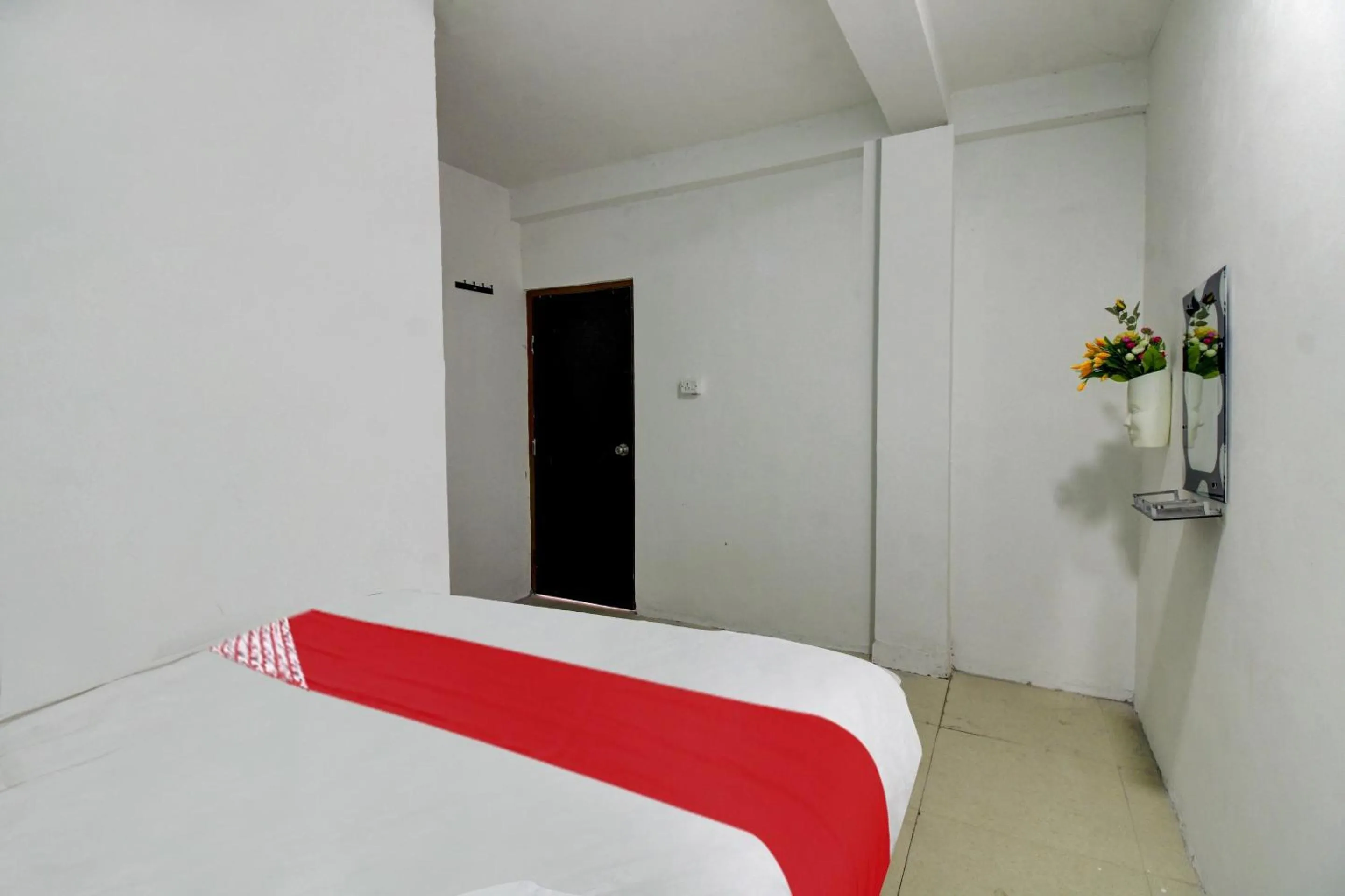 Bedroom, Bed in Hotel O Kings