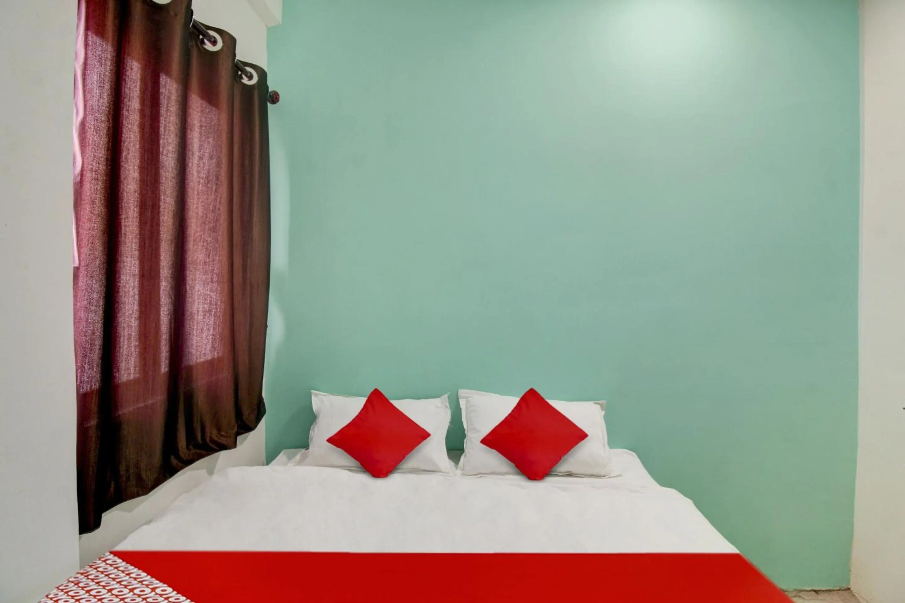 Bedroom, Bed in Hotel O Kings