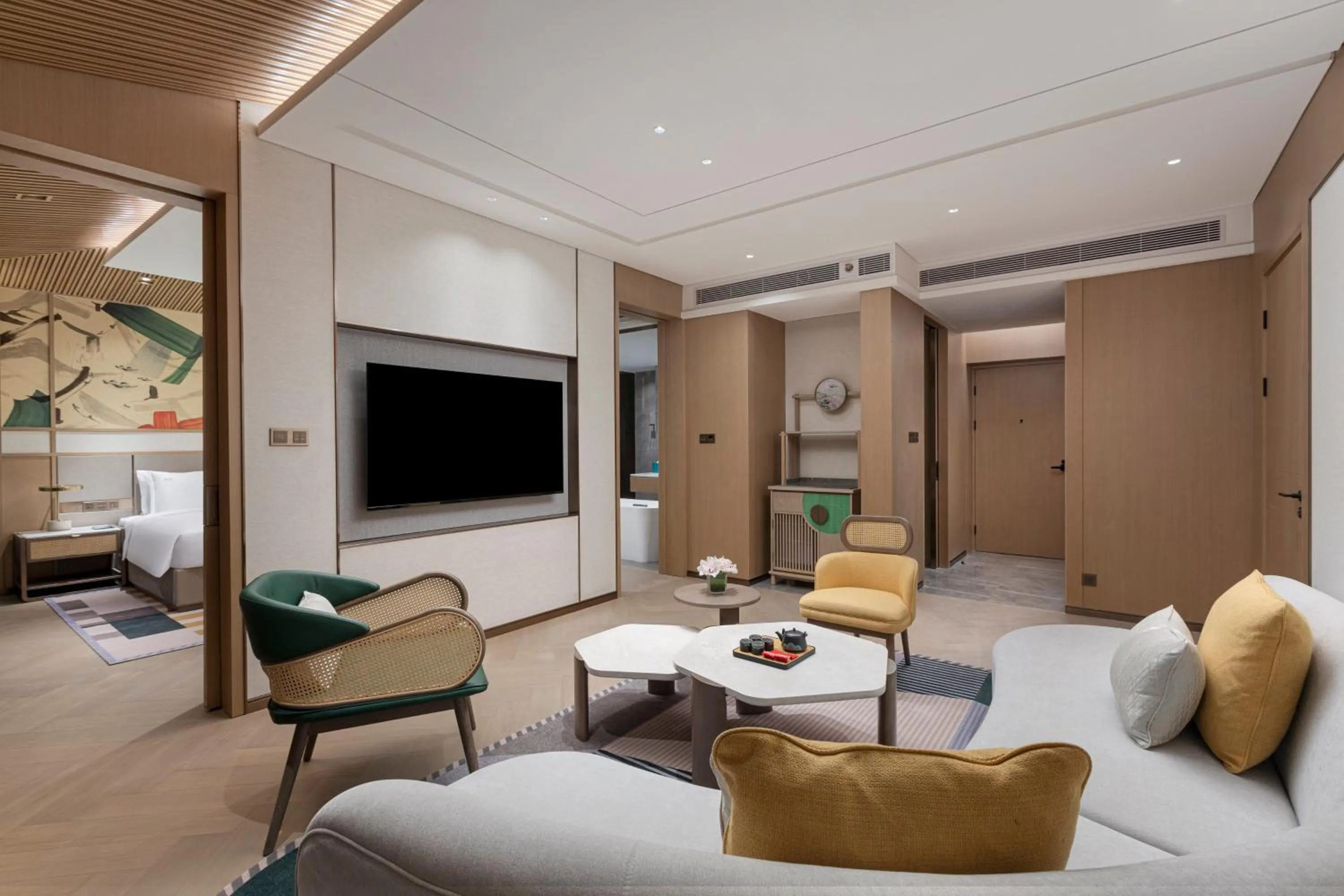 Photo of the whole room, Seating Area in Holiday Inn Deqing Xinshi Ancient Town, an IHG Hotel