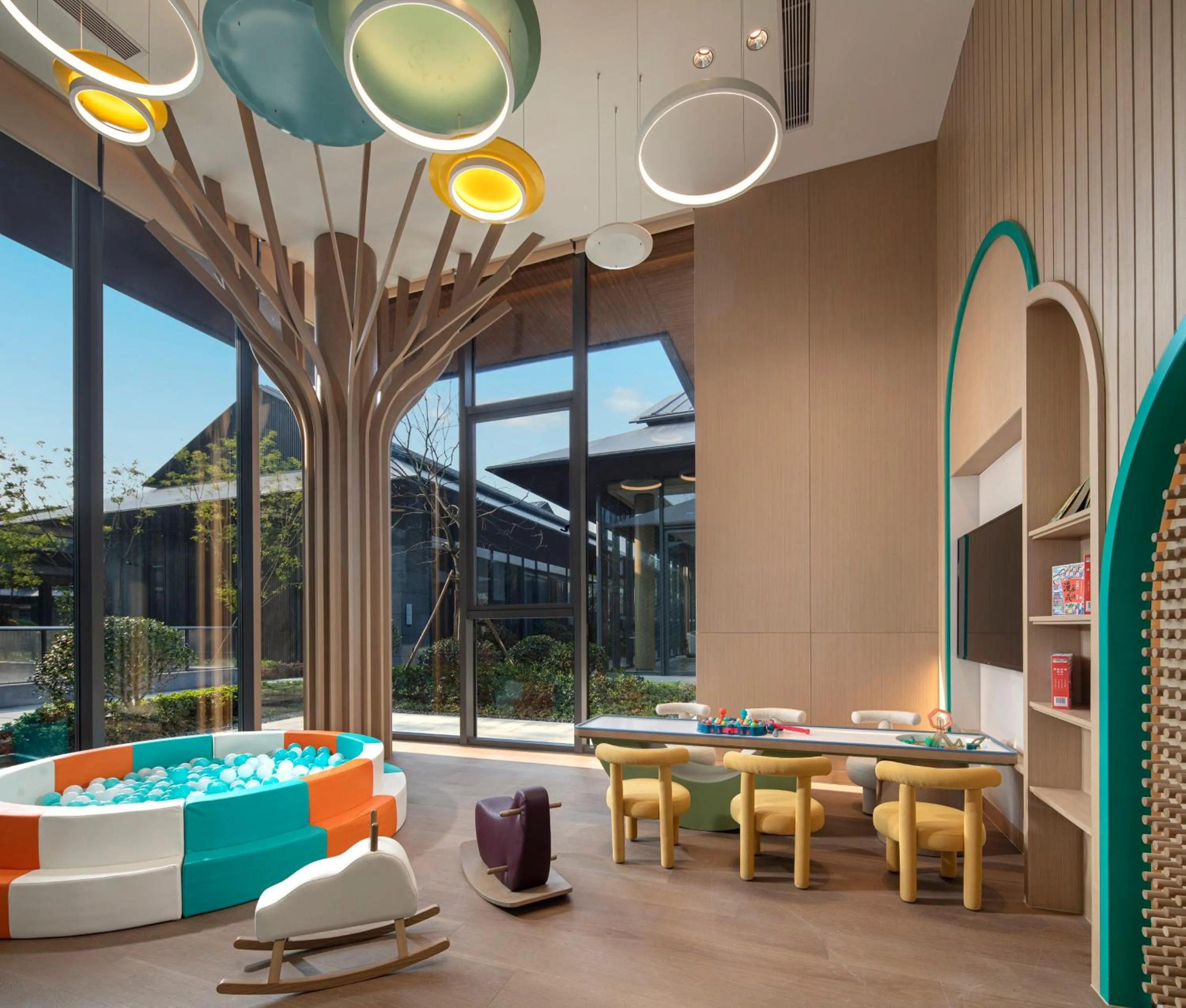 Fitness centre/facilities in Holiday Inn Deqing Xinshi Ancient Town, an IHG Hotel