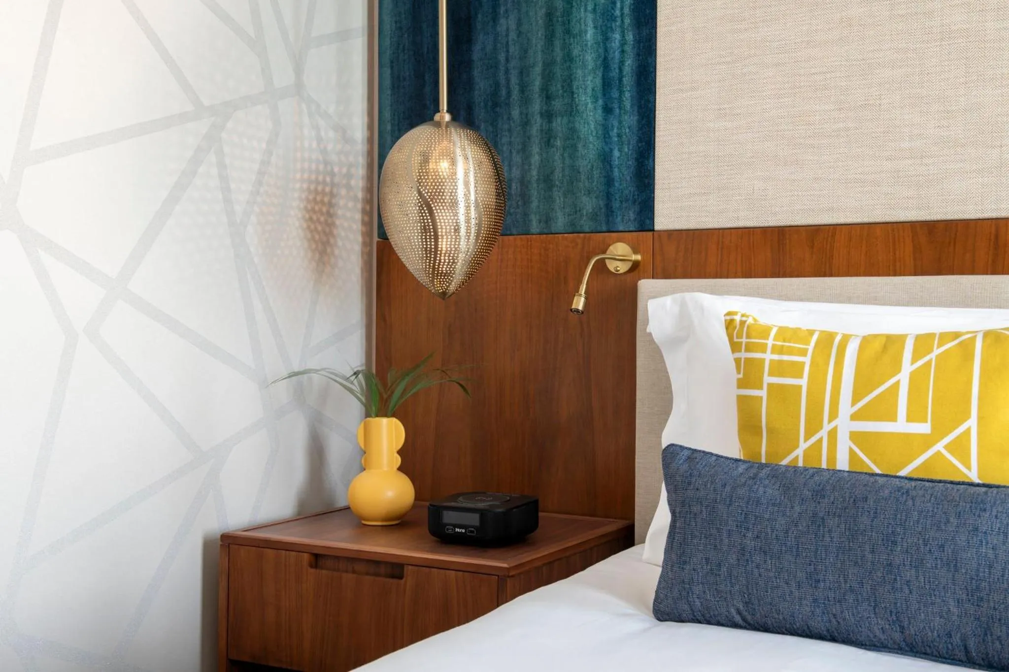 Photo of the whole room, Bed in Abesq Doha Hotel and Residences, an IHG Hotel