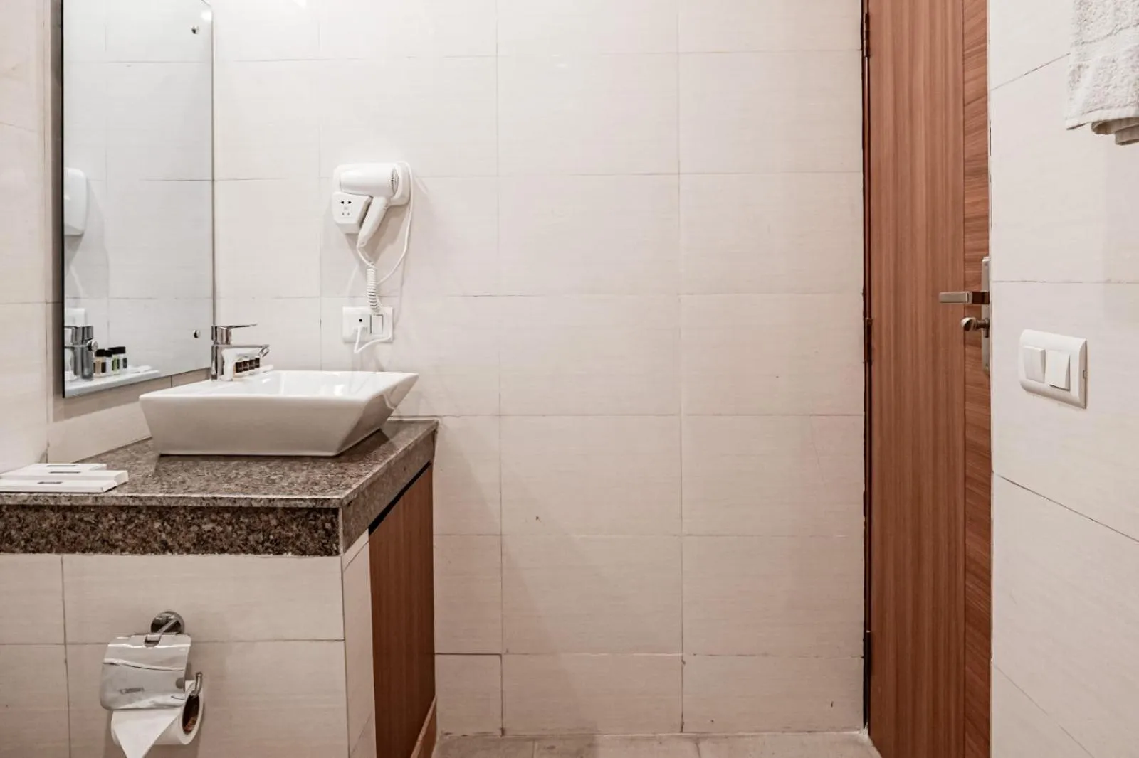 Bathroom in Amahi Inn I Signature Towers