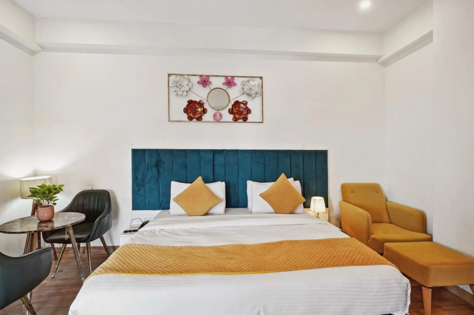 Bedroom, Bed in Amahi Inn I Signature Towers