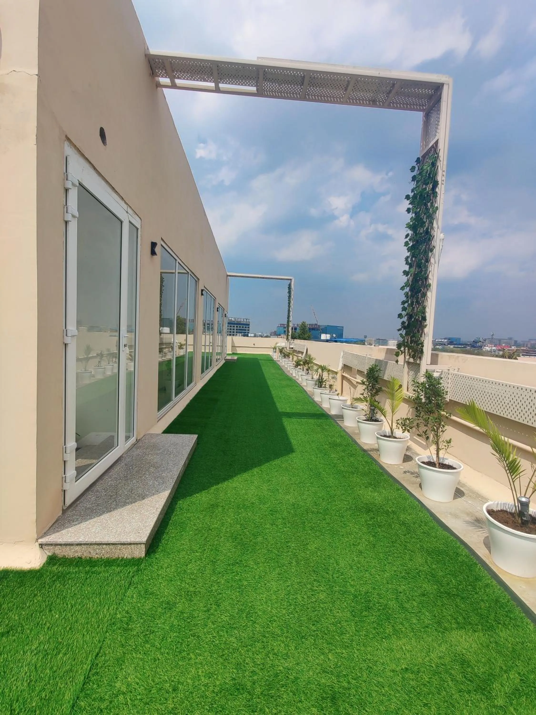 Balcony/Terrace in Amahi Inn I Signature Towers