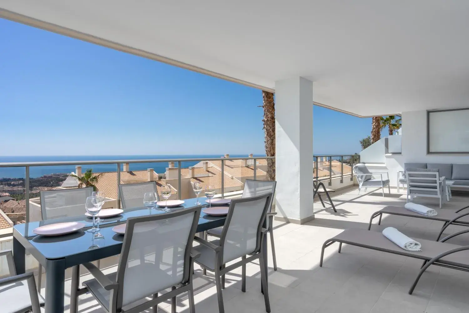 Luxurious apt Benalmadena by Costarentals - Ref 35 Luxurious apt Benalmadena by Costarentals - Ref 35
