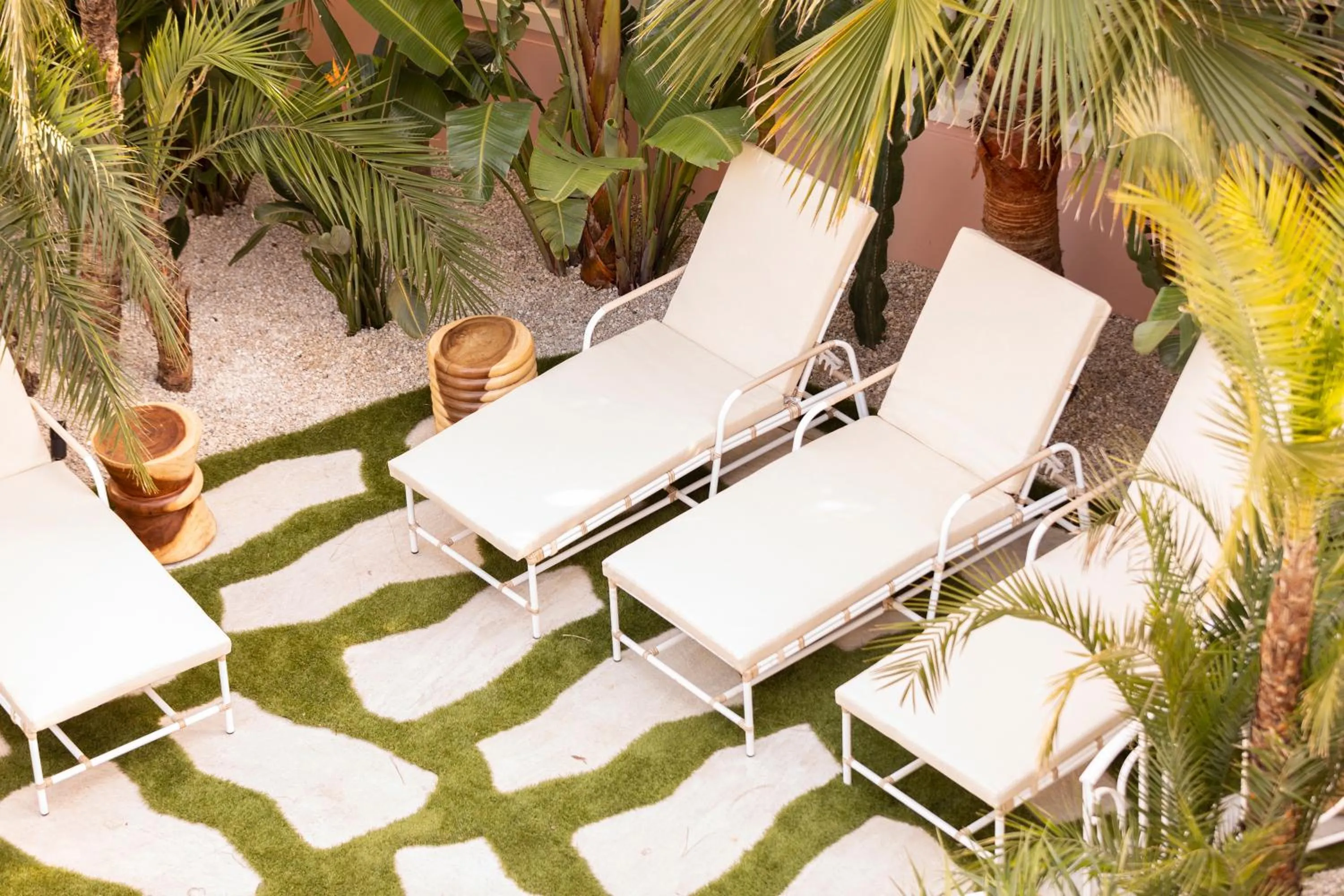 sunbed in Maison Carla Rosa Cannes