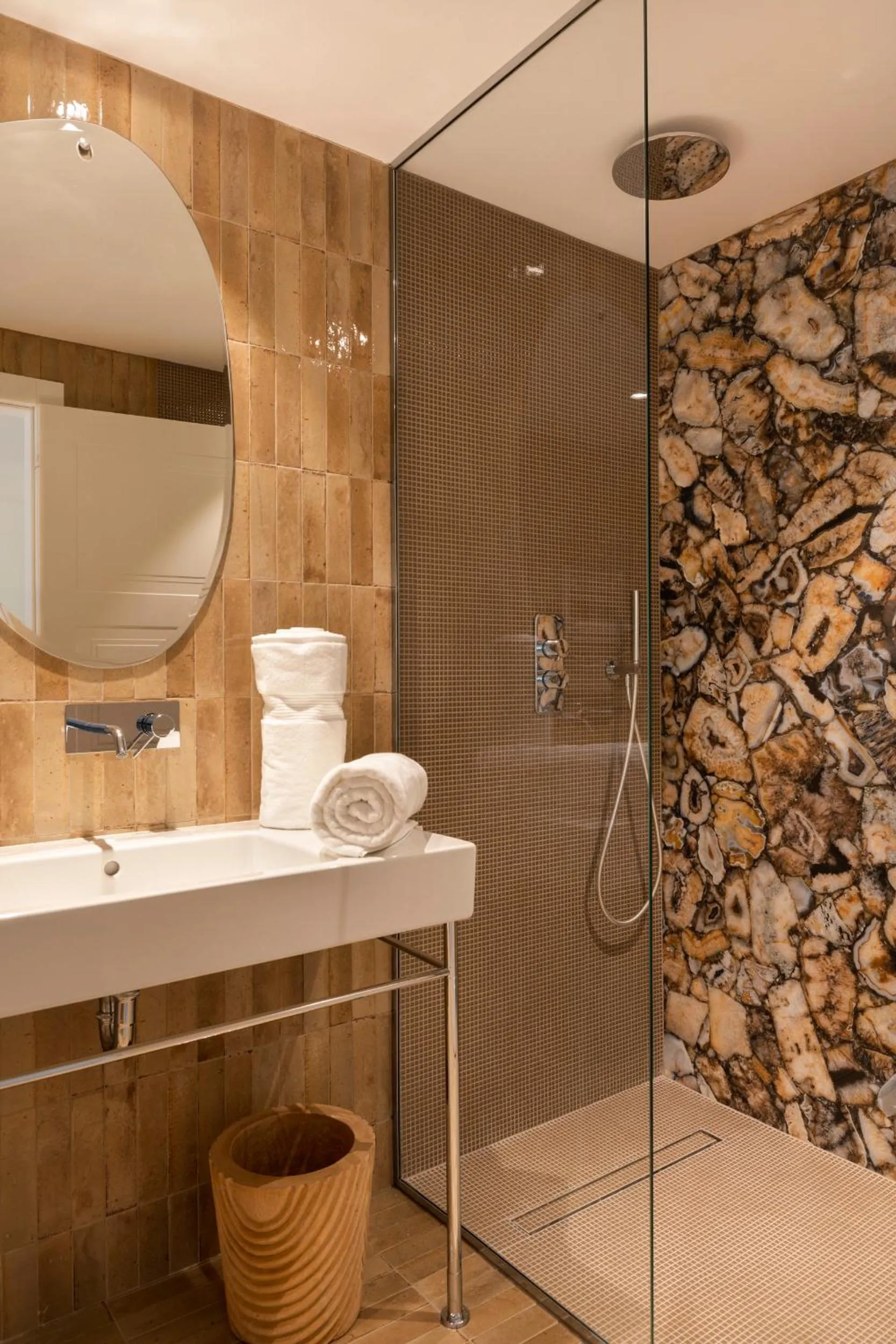 Bathroom in Maison Carla Rosa Cannes