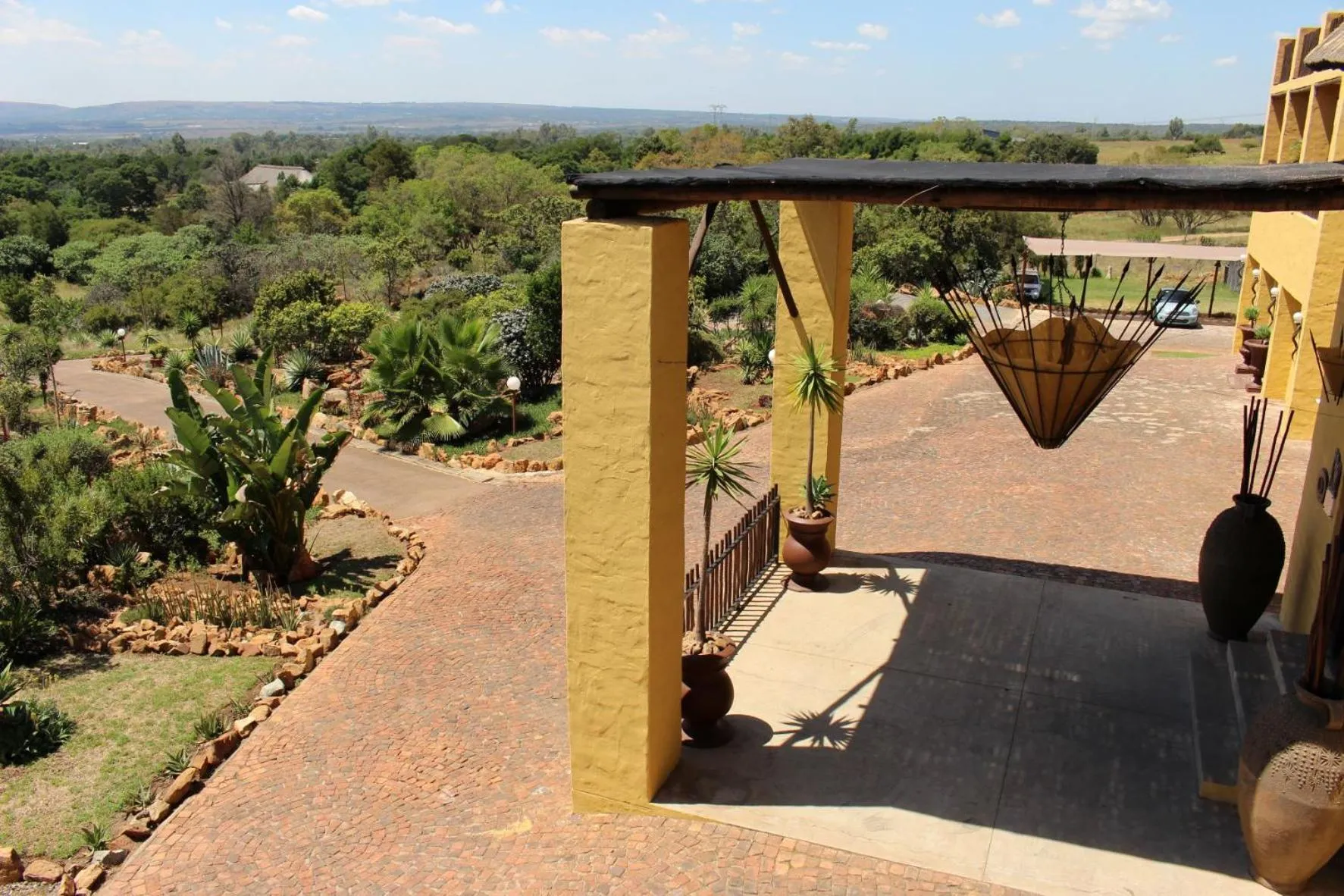 Natural landscape in Ndlovu Lodge