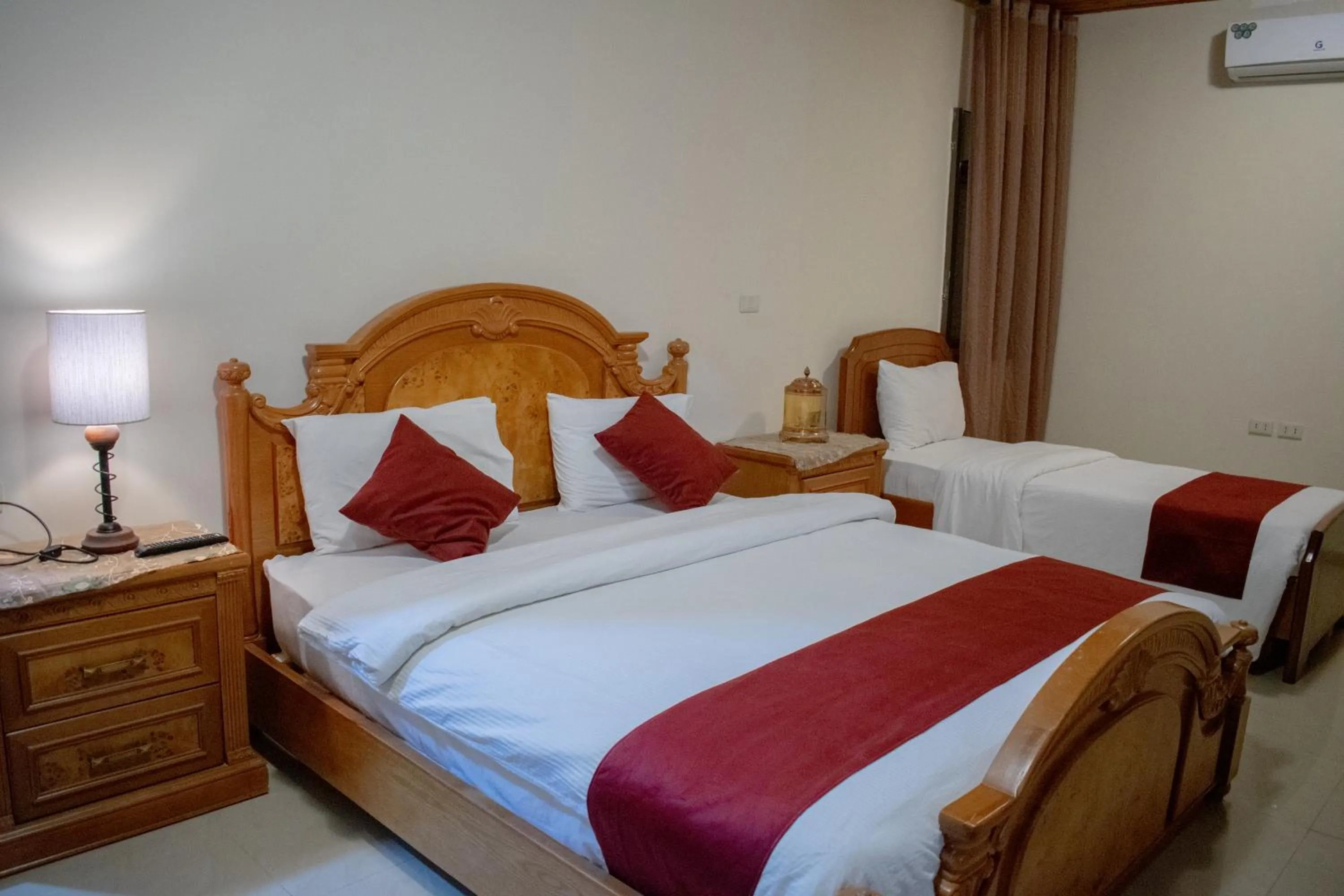 Bed in Twilight Hotel Petra