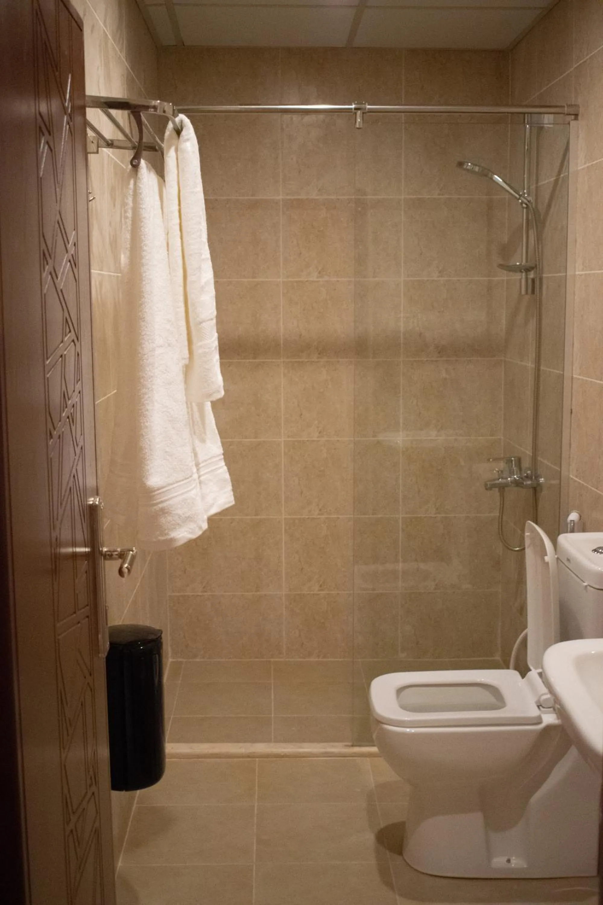 Shower in Twilight Hotel Petra