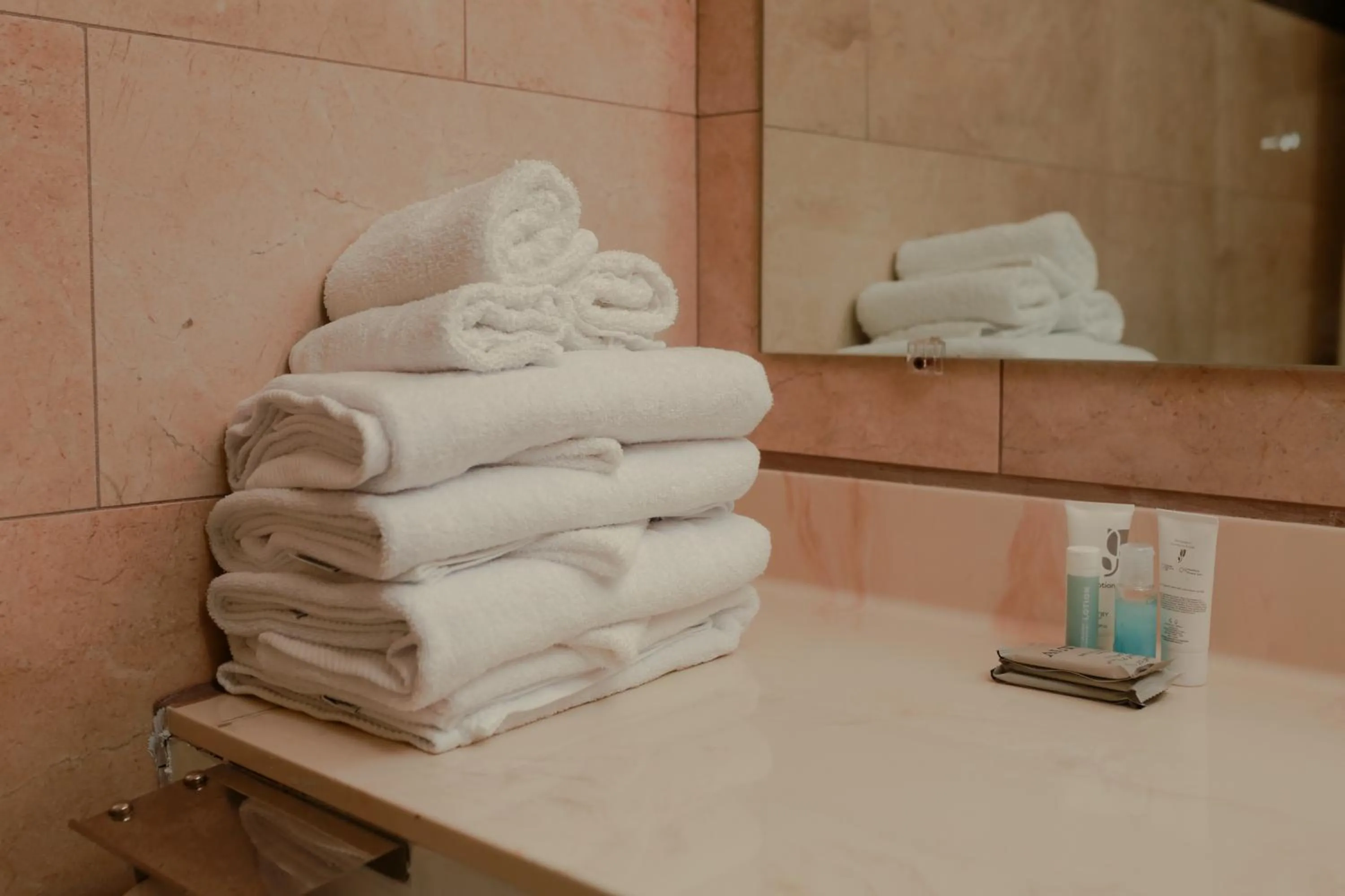 Southern Breeze Ocean Front Hotel