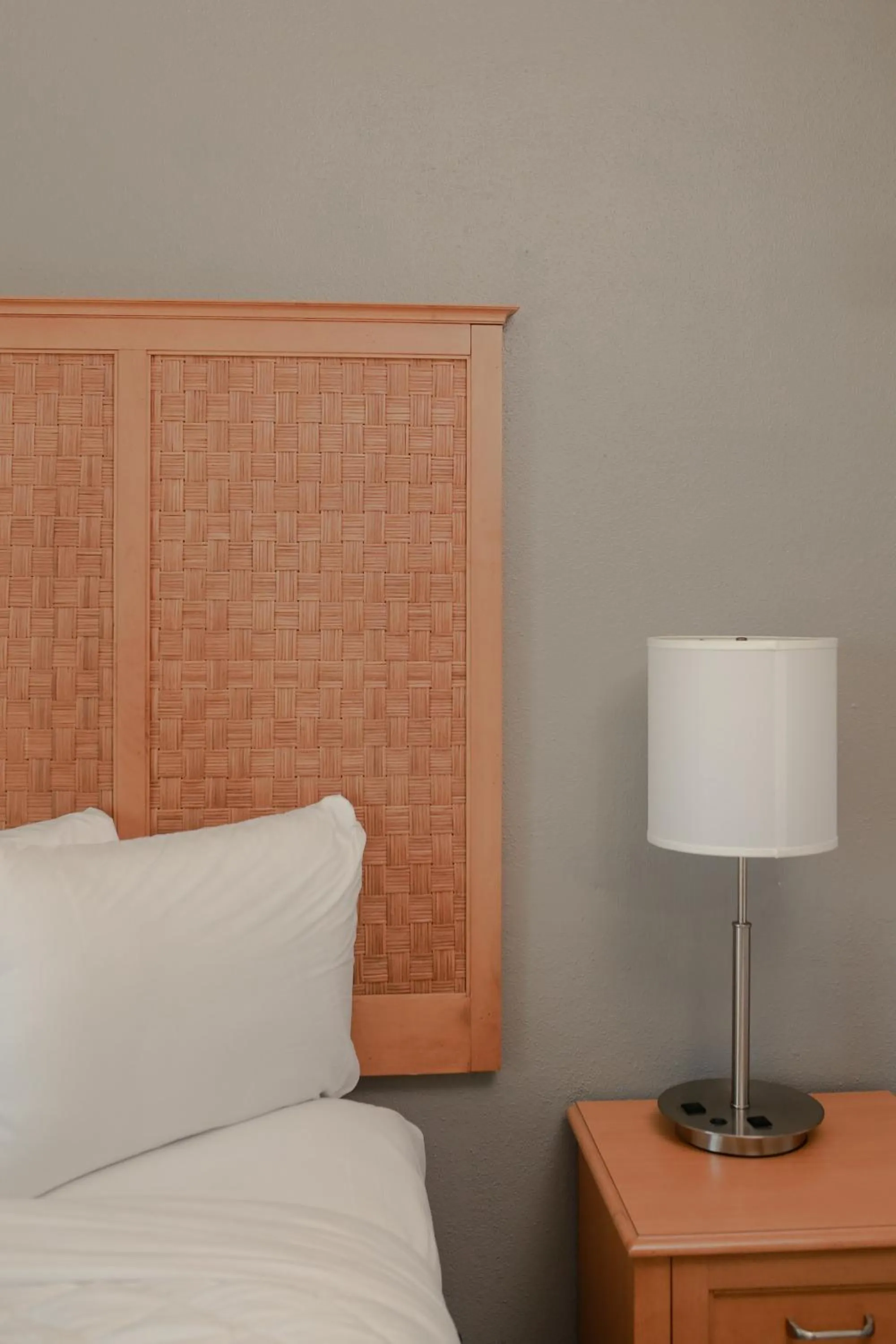 Bed in Southern Breeze Ocean Front Hotel