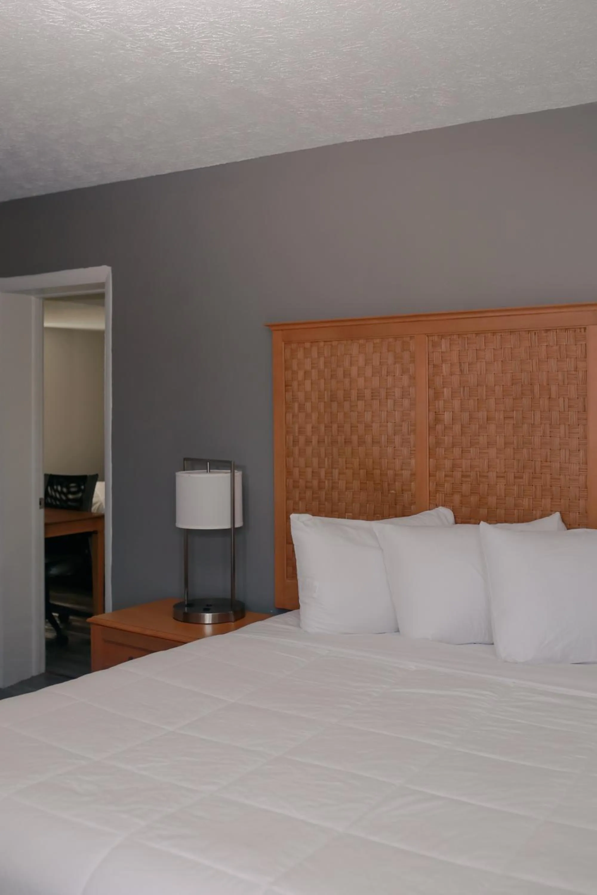 Bed in Southern Breeze Ocean Front Hotel