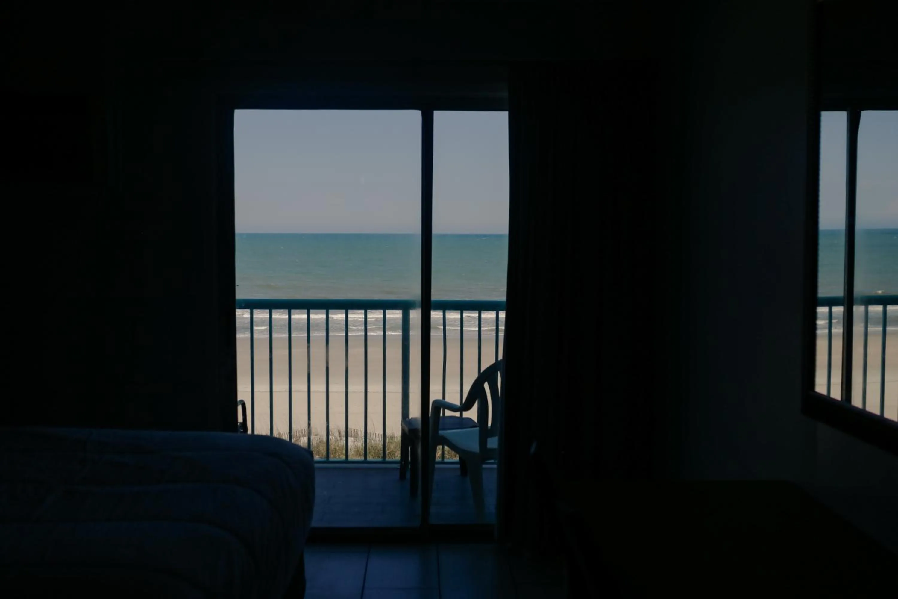 Southern Breeze Ocean Front Hotel