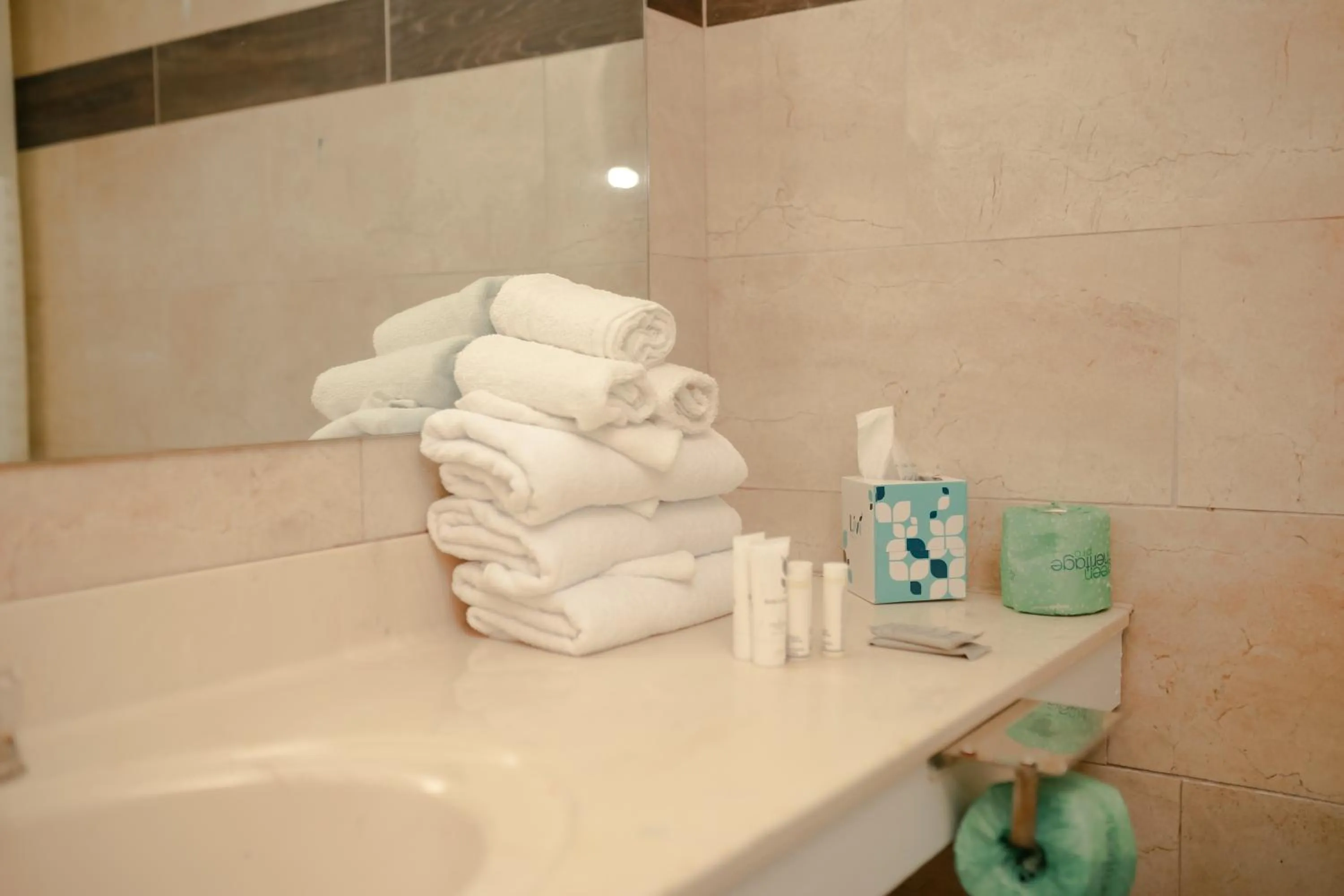 Southern Breeze Ocean Front Hotel