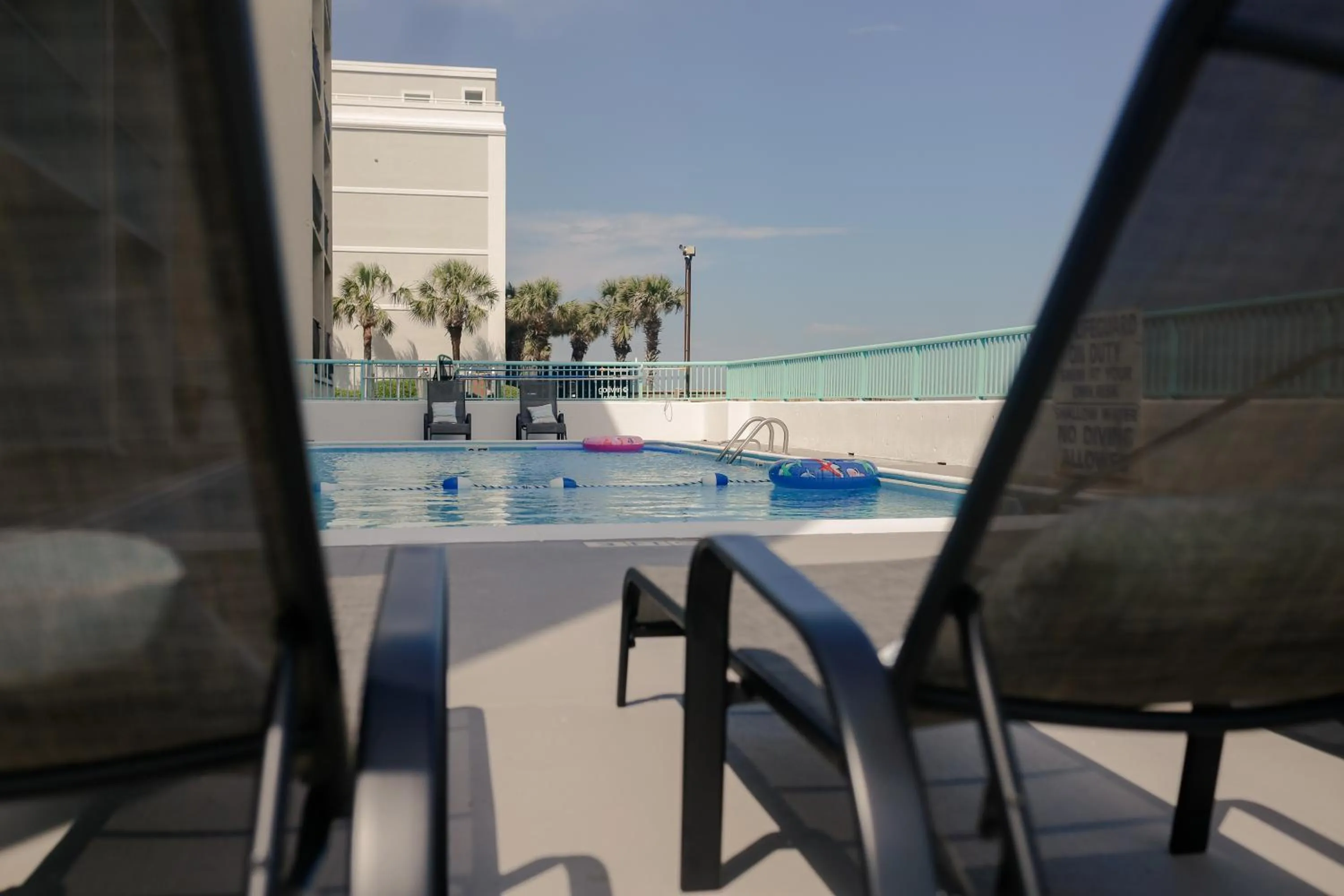 Swimming pool in Southern Breeze Ocean Front Hotel