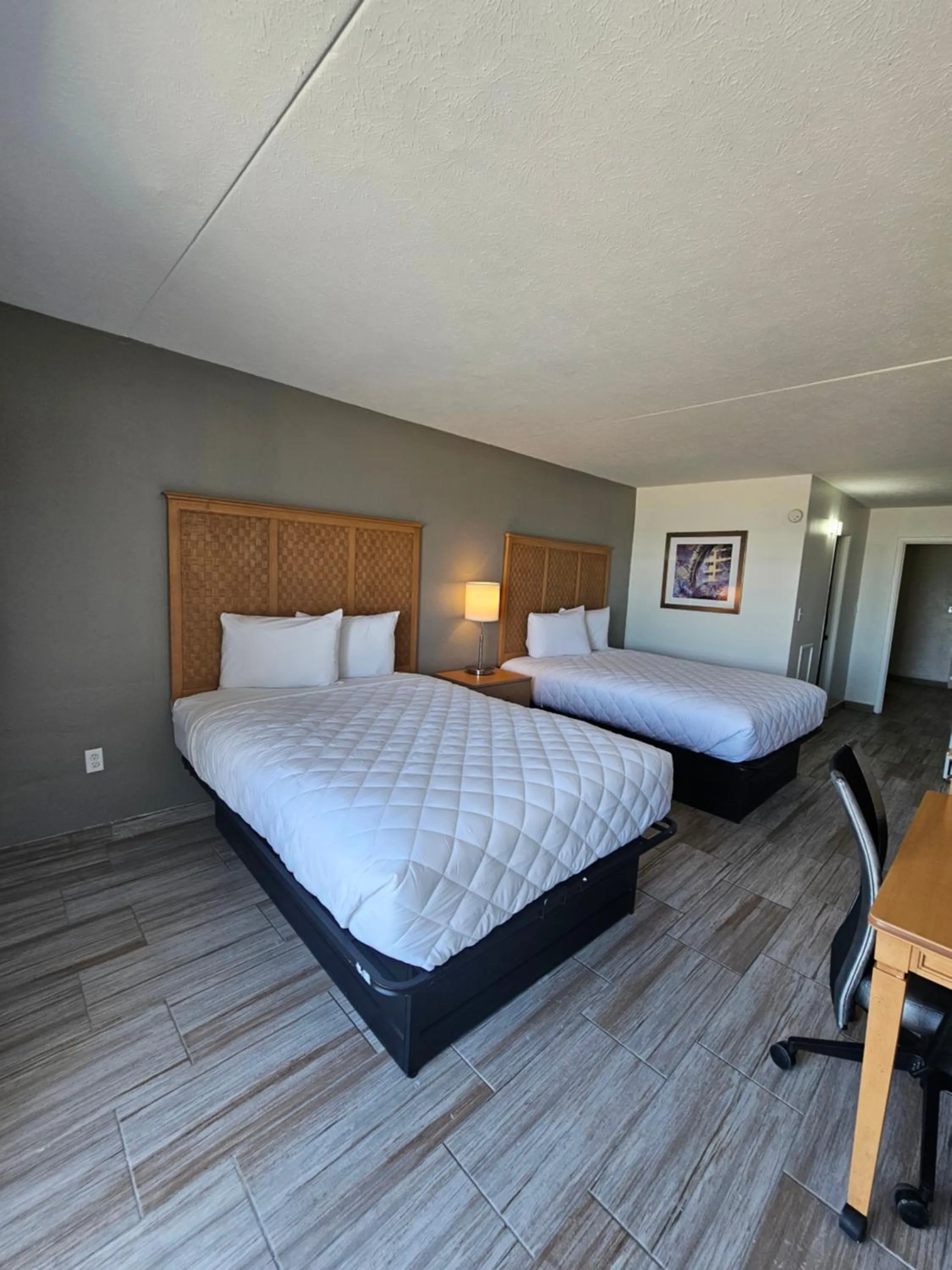 Bed in Southern Breeze Ocean Front Hotel