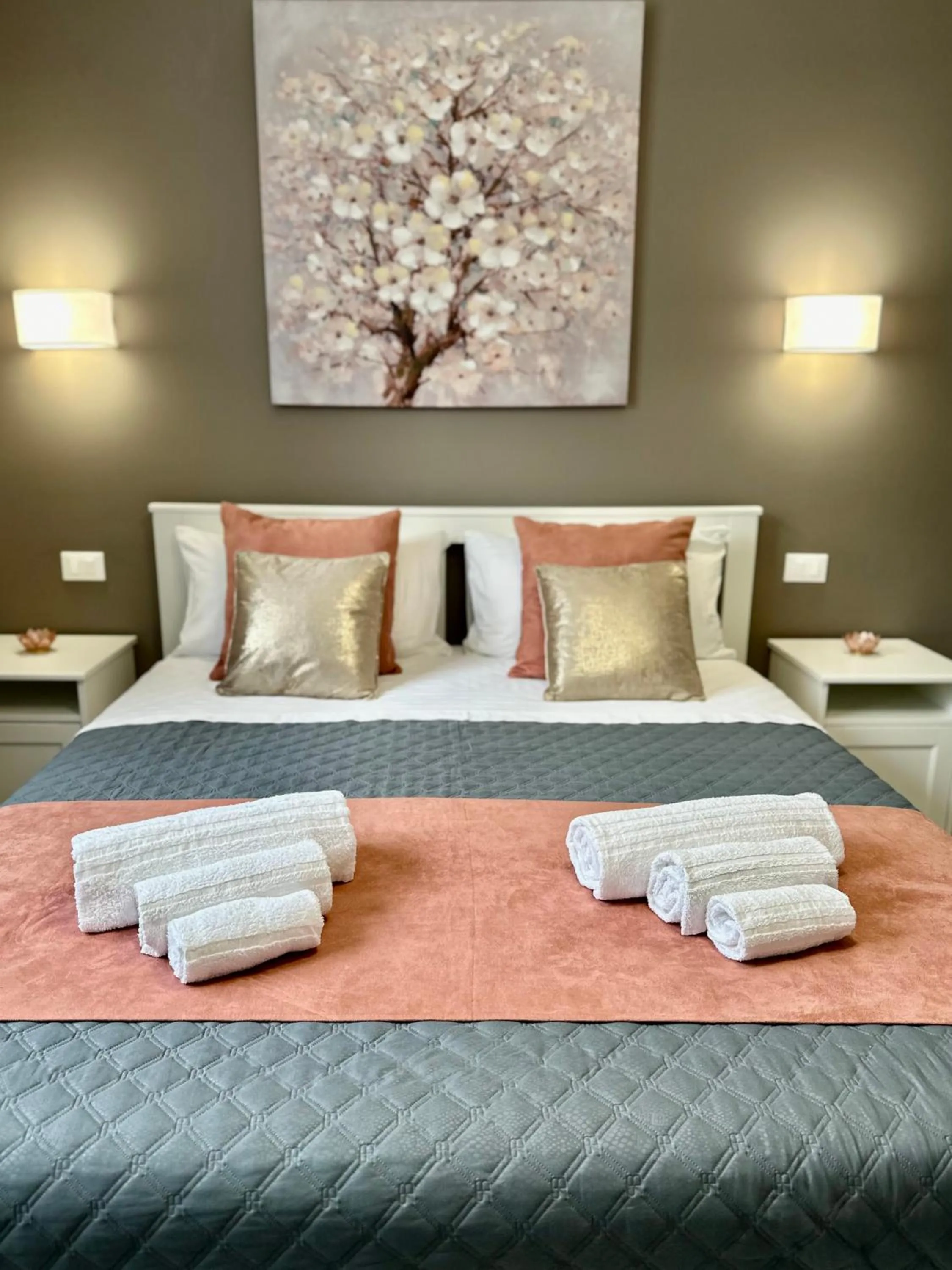 Bedroom, Bed in Piante del Principe Apartments