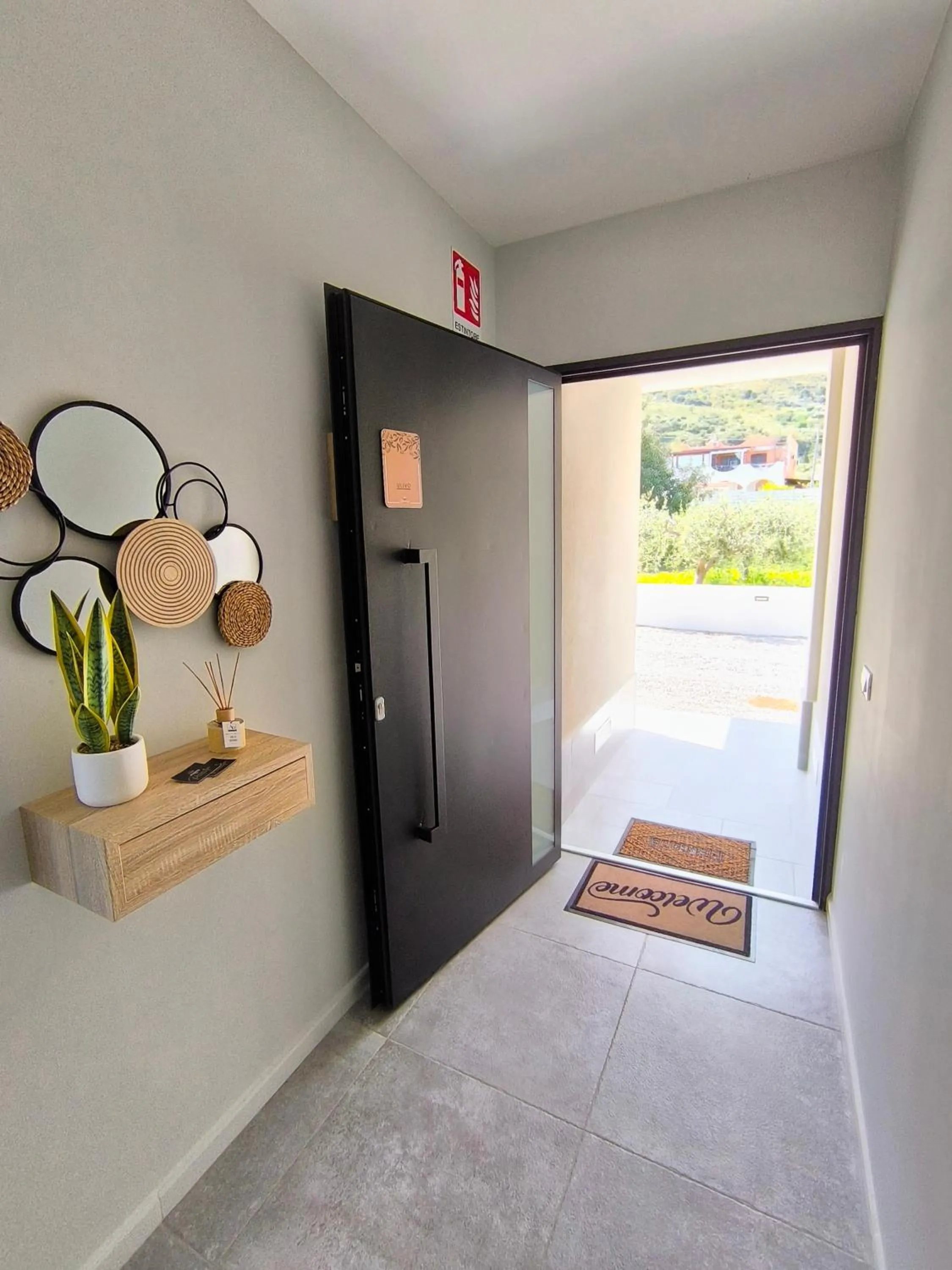Facade/entrance in Piante del Principe Apartments