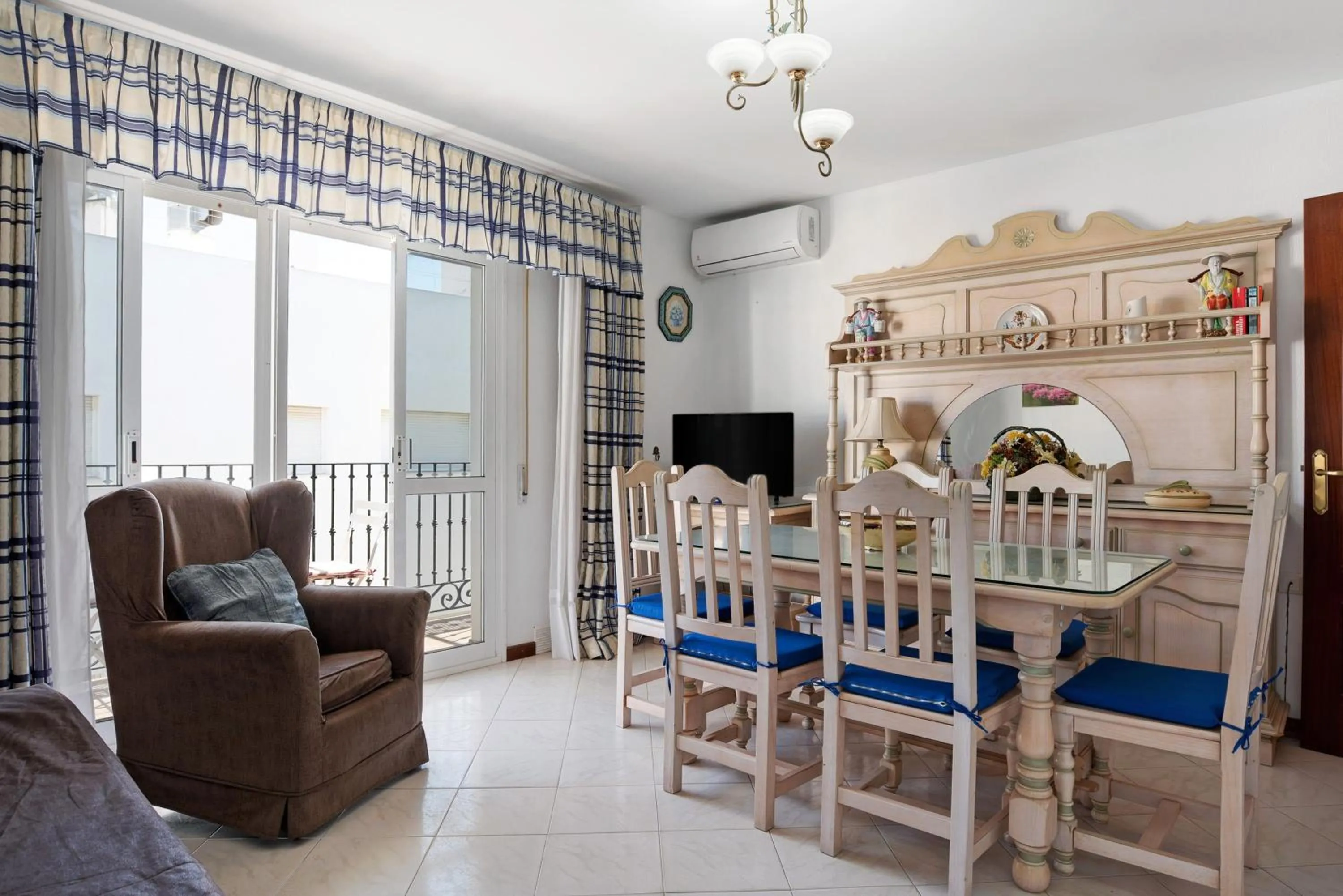Property building in Apartamento Mercedes