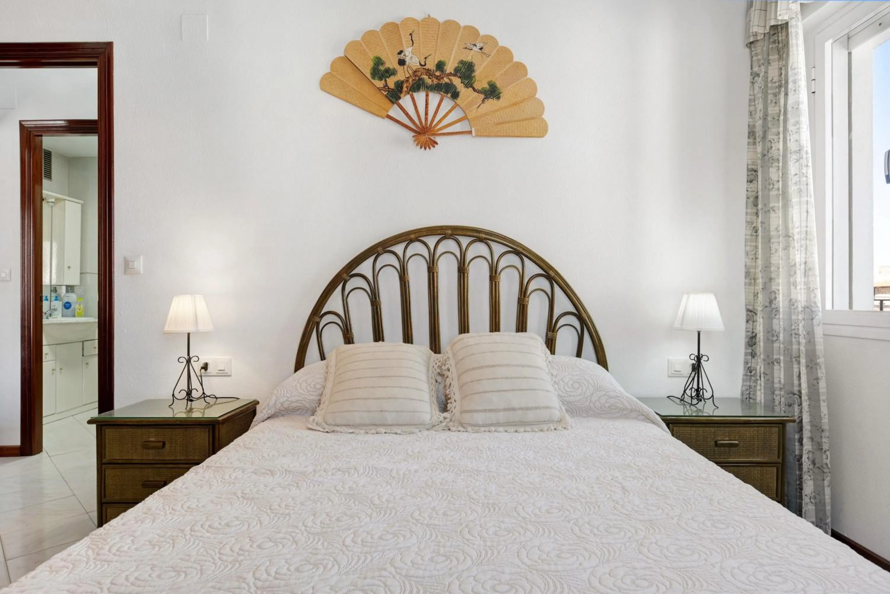 Living room, Bed in Apartamento Mercedes