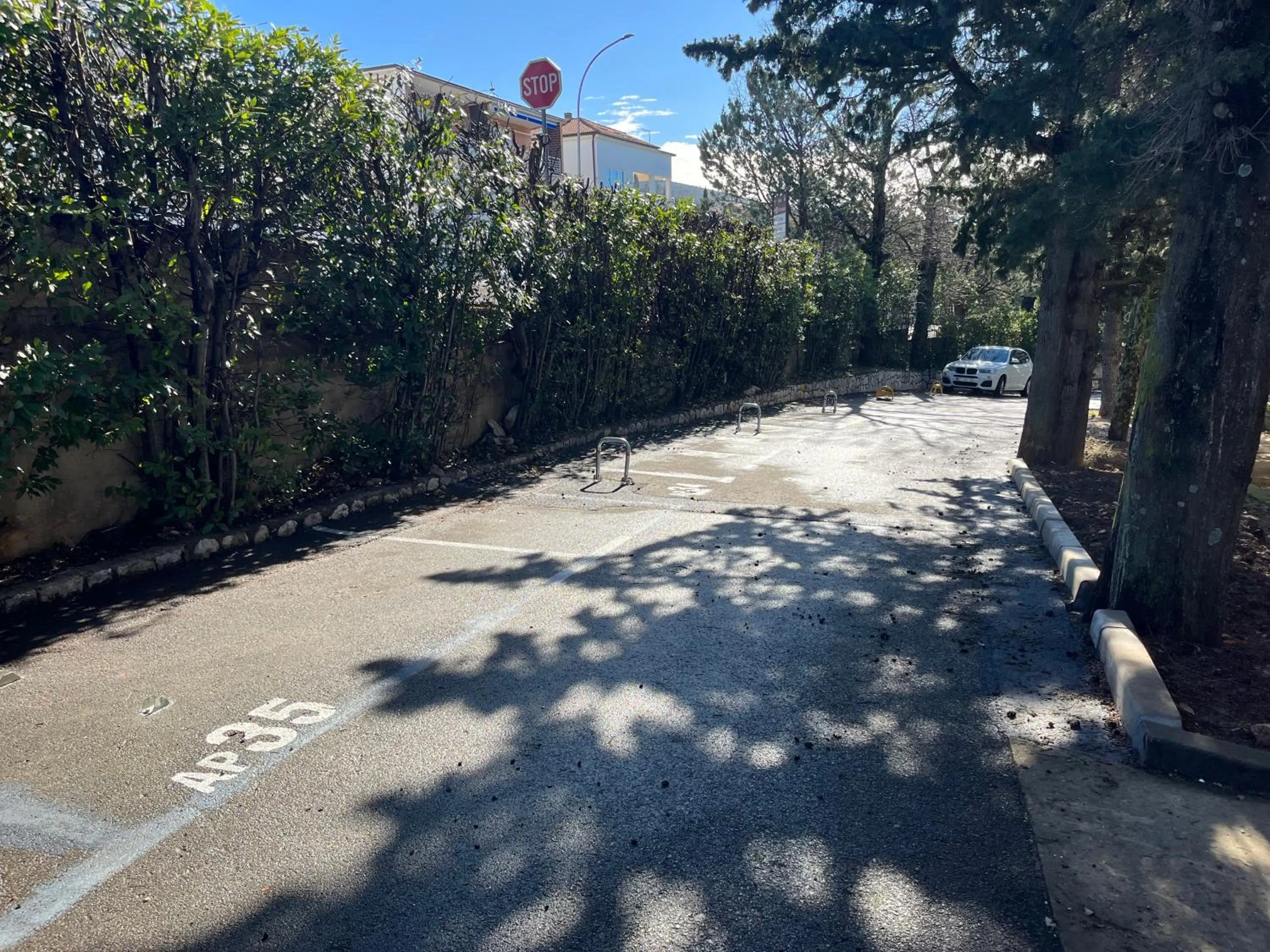 Quiet street view in Modern Apartment Selce