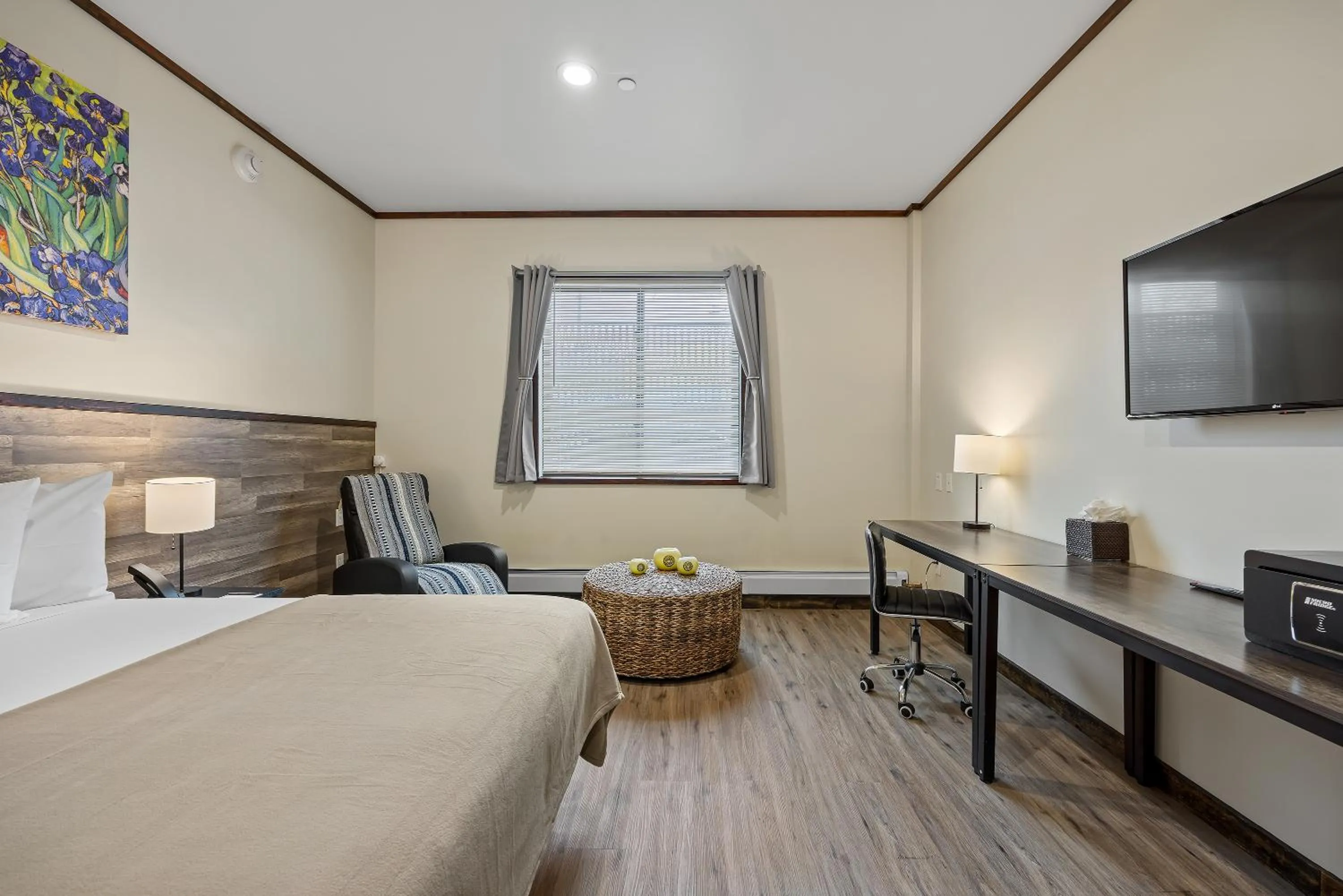 Bed in Highbridge Hotel