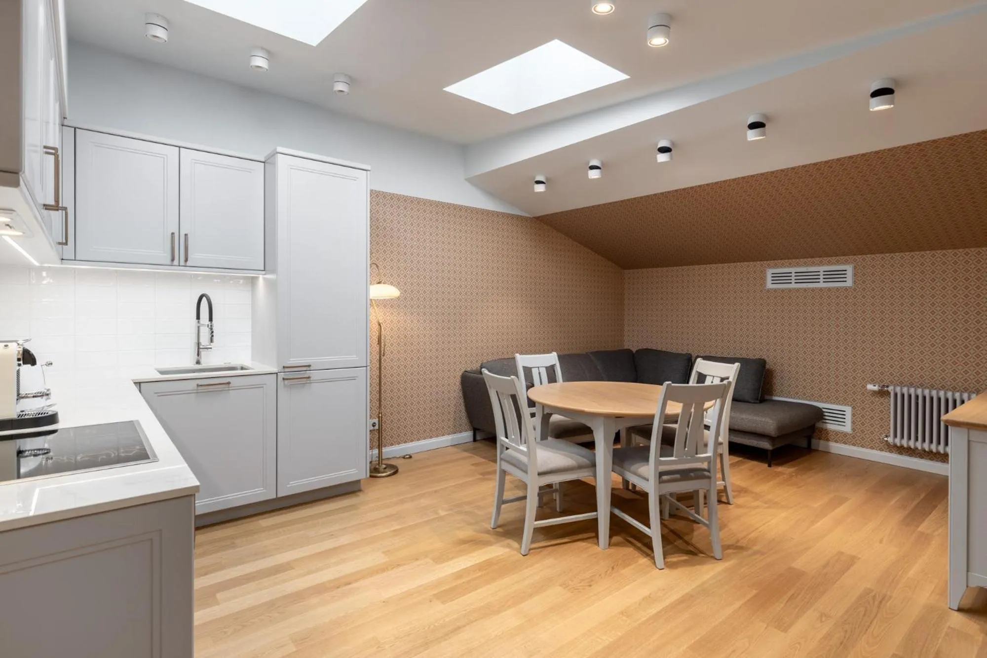 Roze Kūrmājas Residence