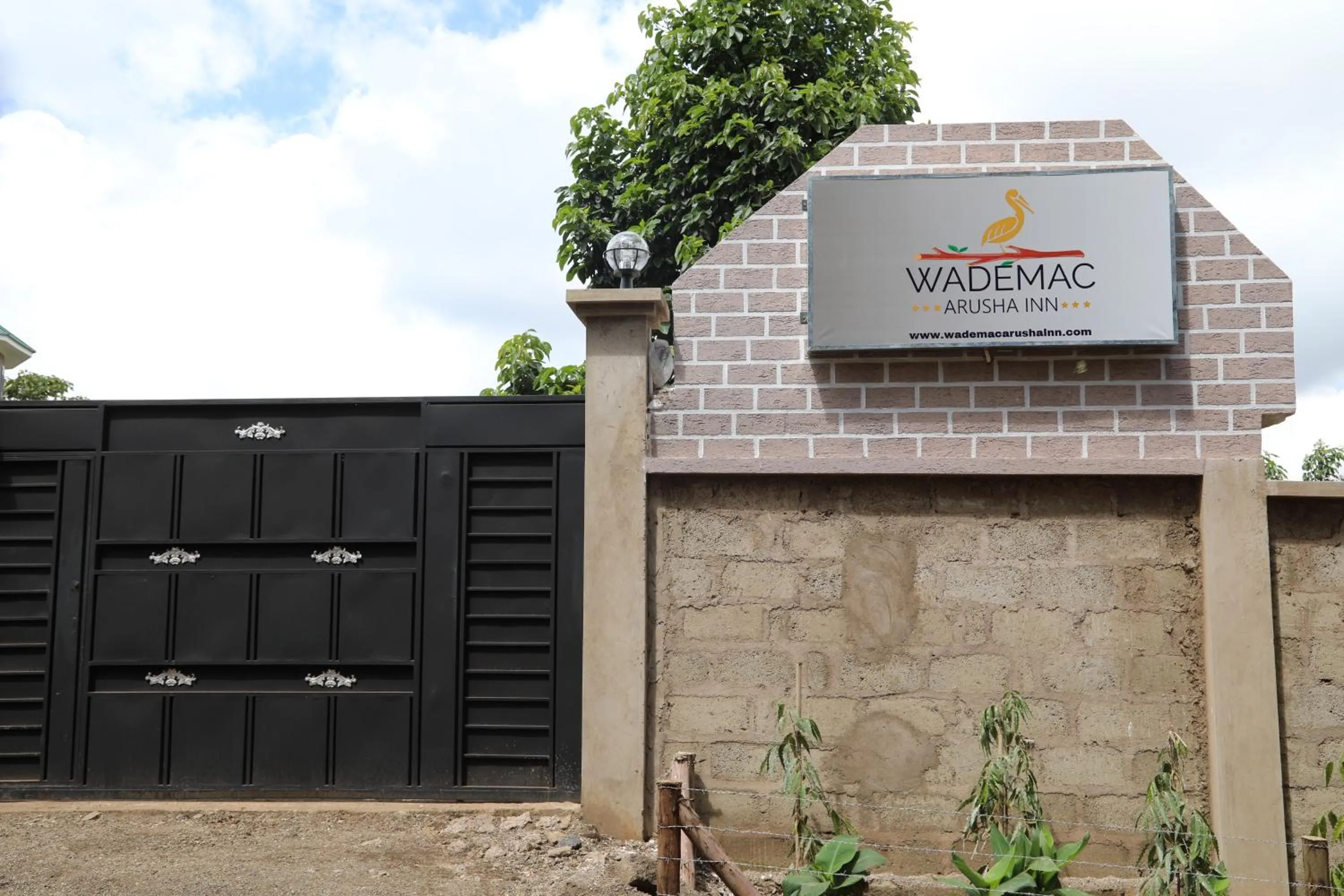 Facade/entrance in Wademac Arusha Inn Hotel