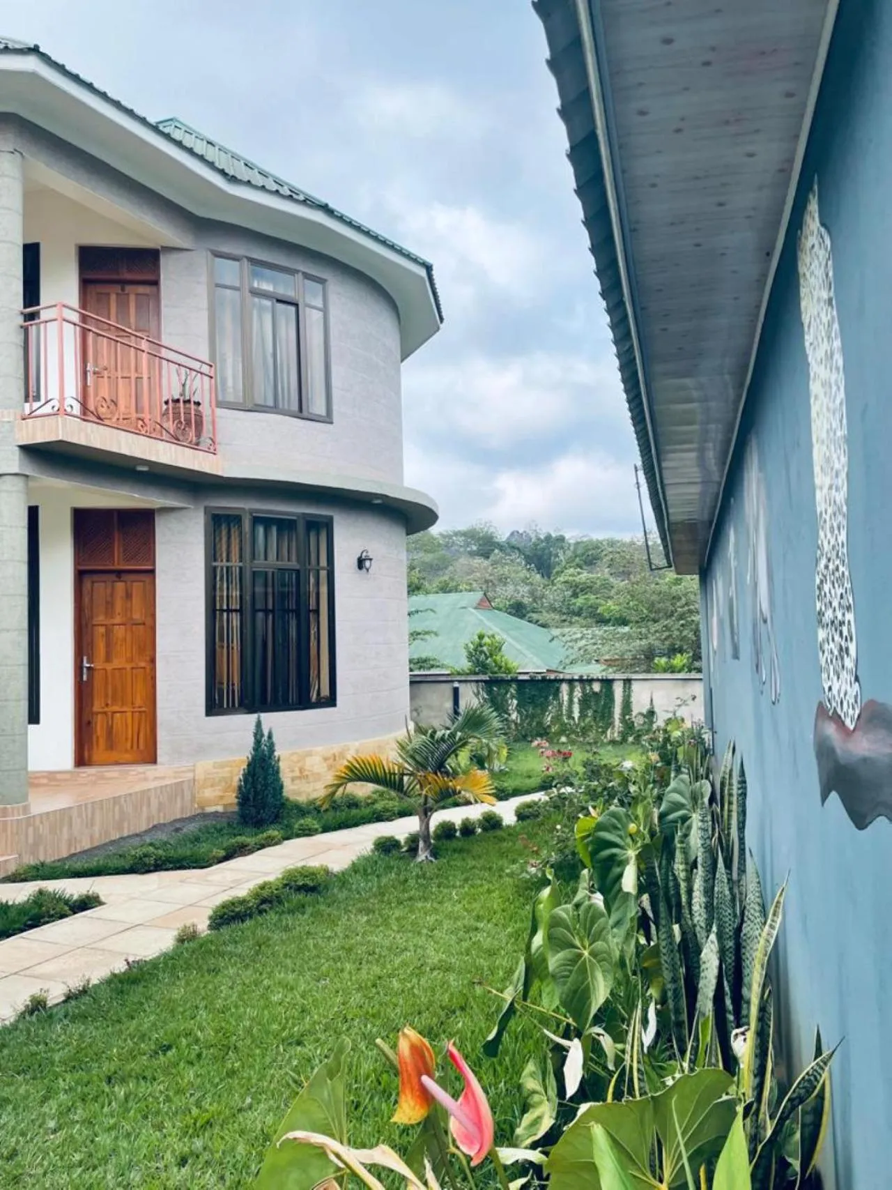 Property building in Wademac Arusha Inn Hotel