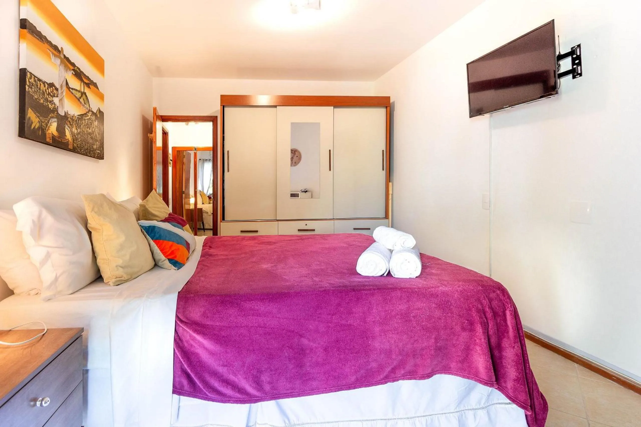 Bed in Perto da praia c/ Piscina!