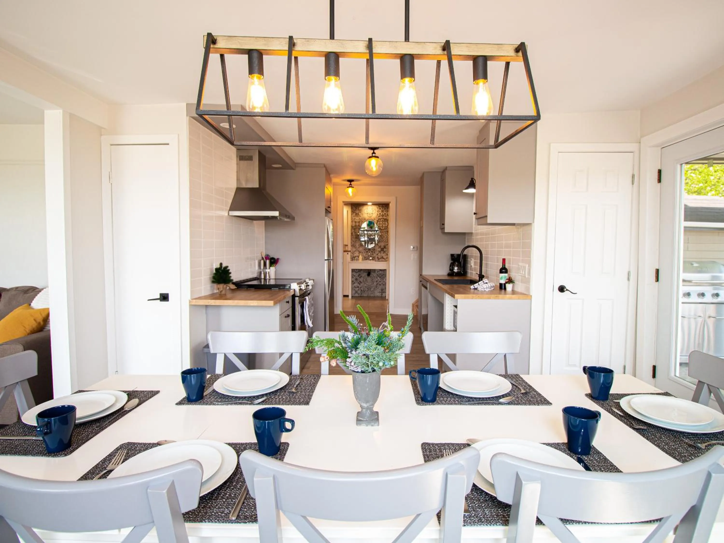 kitchen in Les Chalets Tourisma - Chalet tout équipé avec foyer - La Voisine