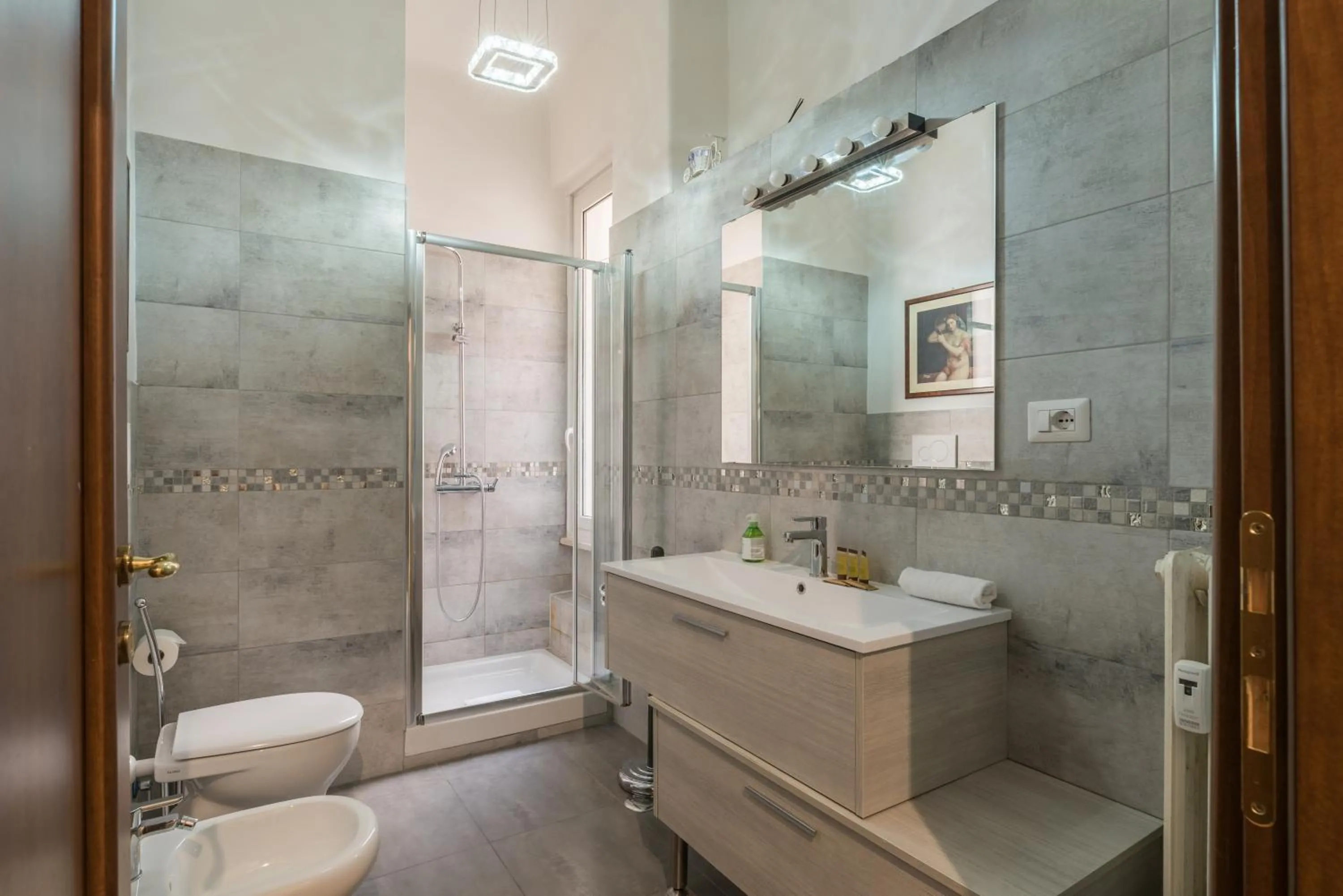 Charming Mazzini Apartment