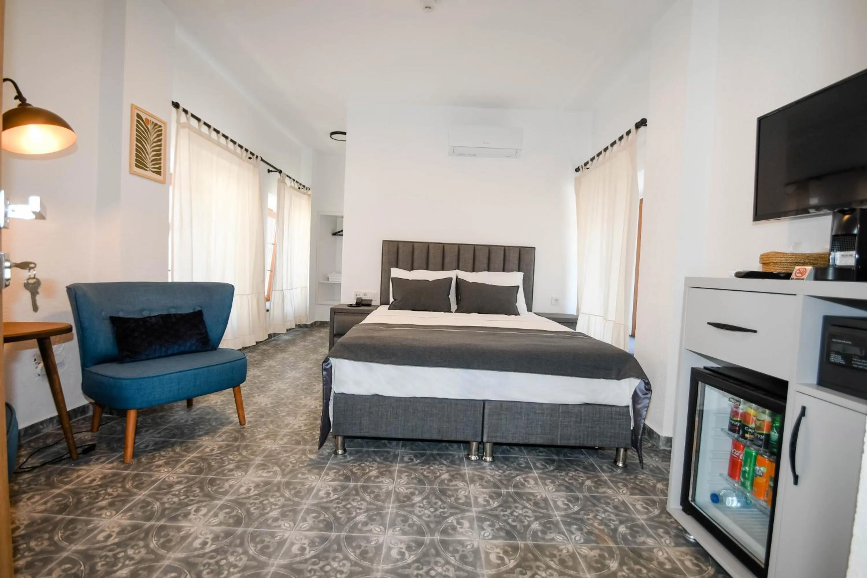 Bed in Swan Boutique Hotel