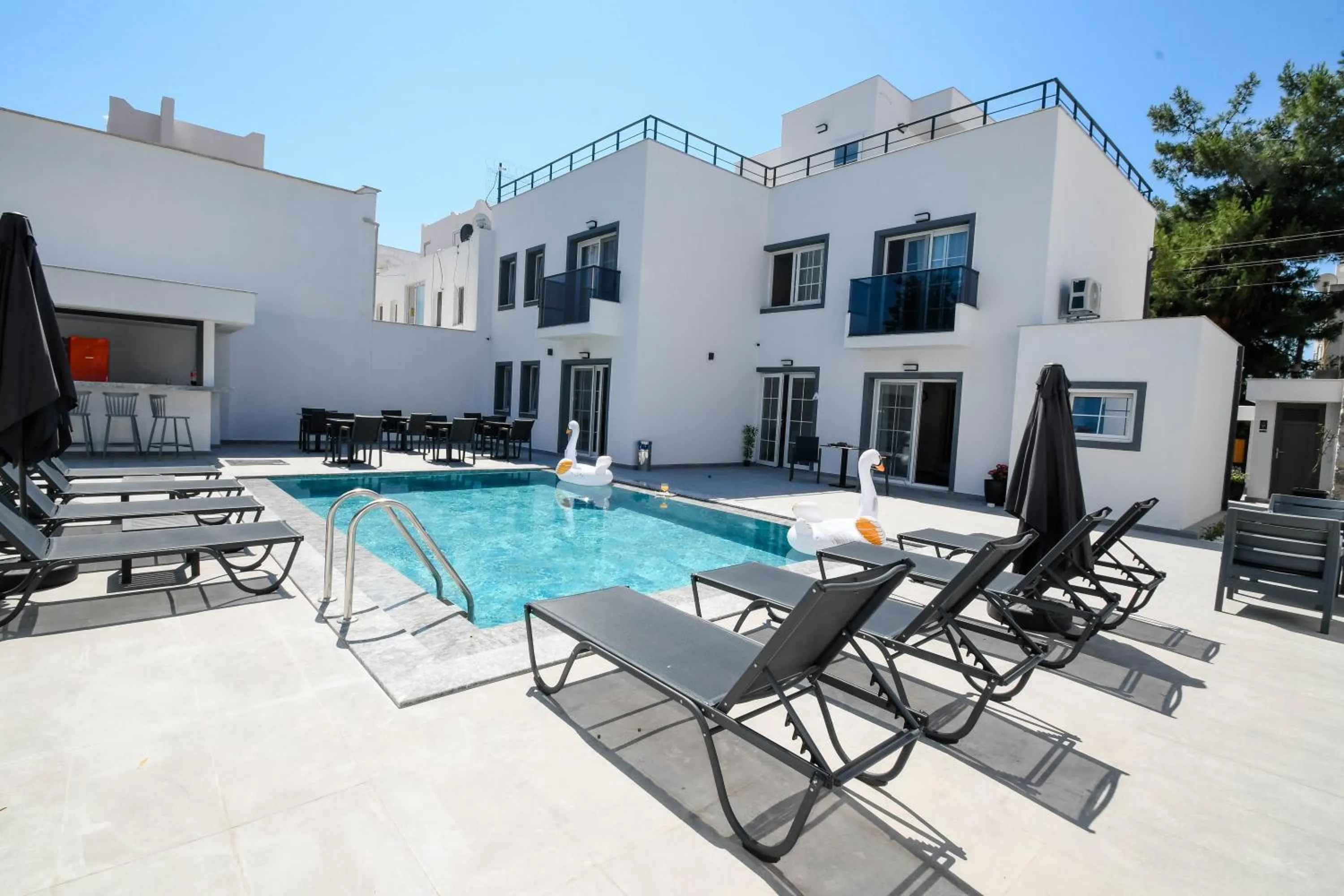 Property building in Swan Boutique Hotel