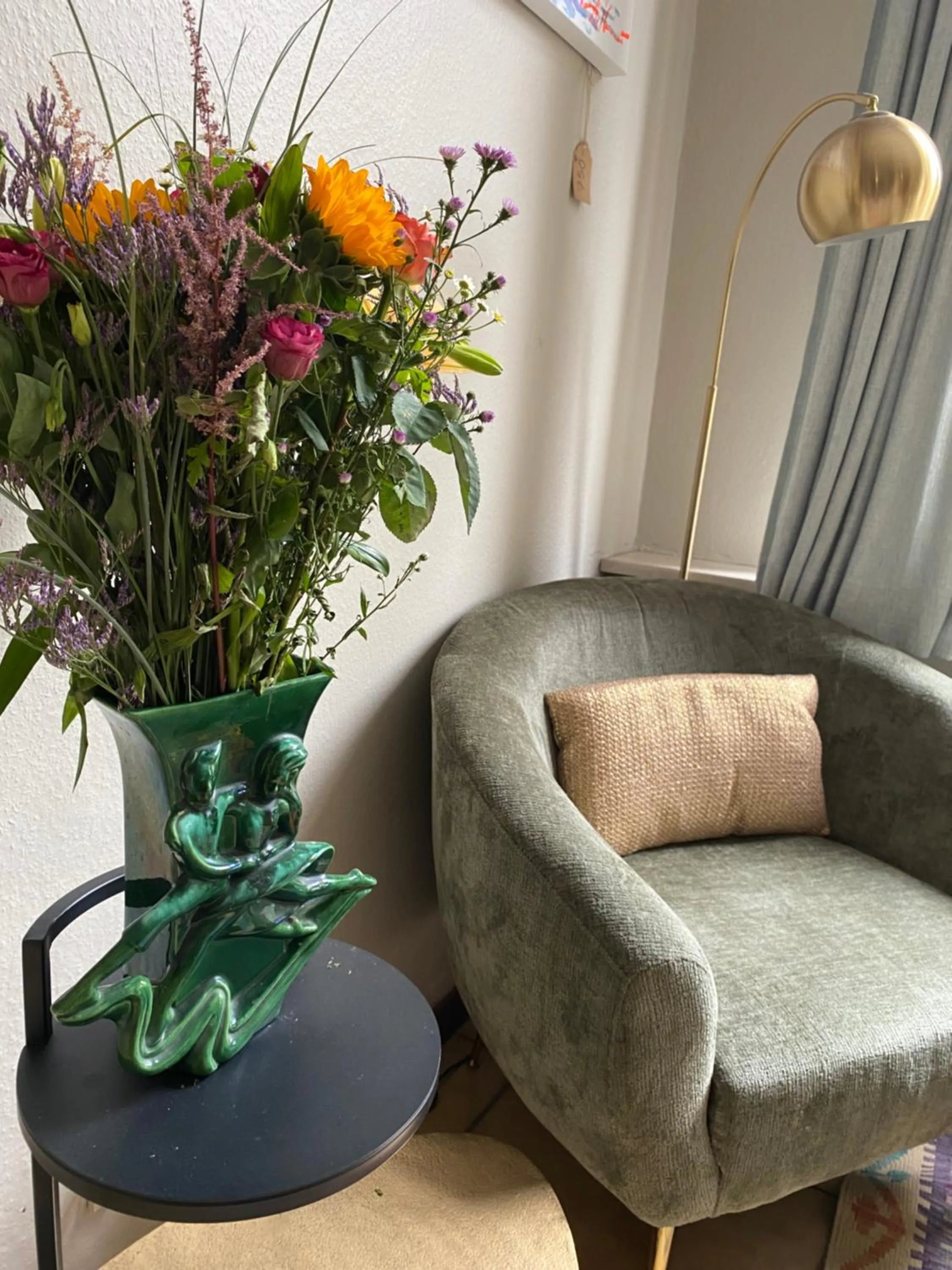 Seating area in Hotel Entree - Canal View Bruges