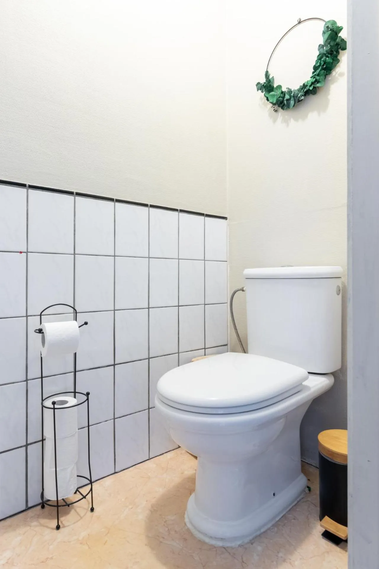 Toilet in Hotel Entree - Canal View Bruges