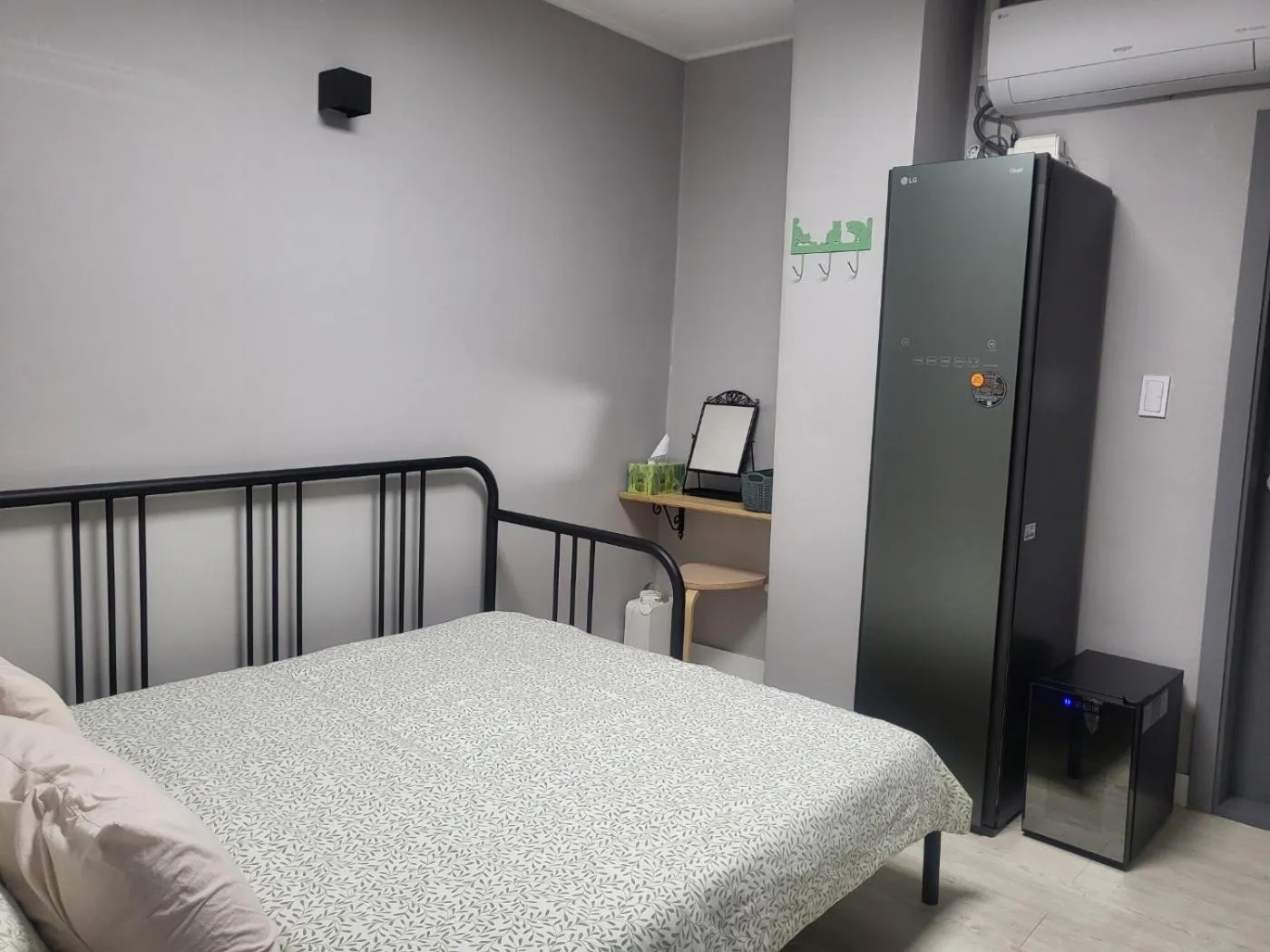 Bedroom, Bed in Aha Stay