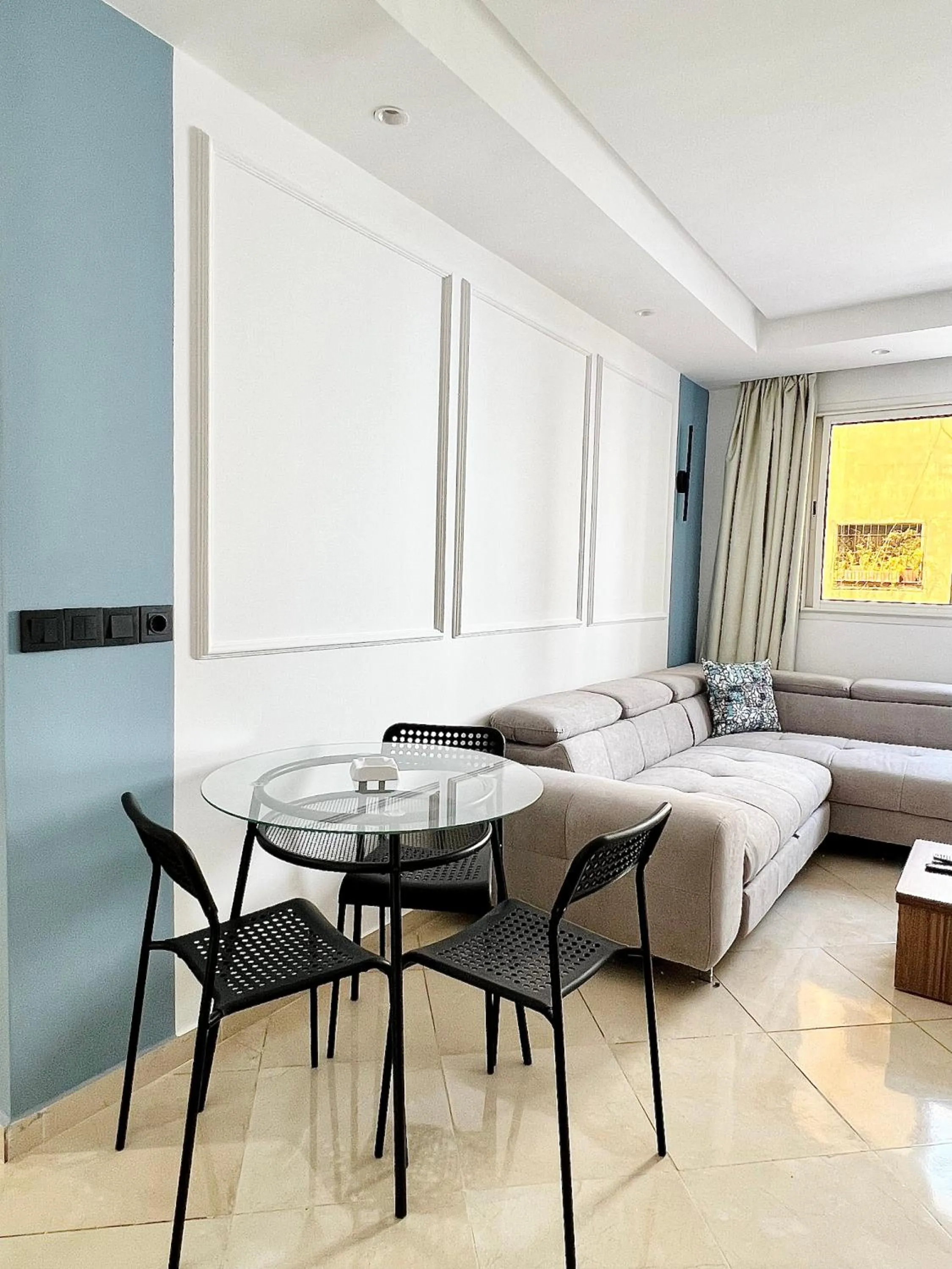 Living room, Bed in MyCity