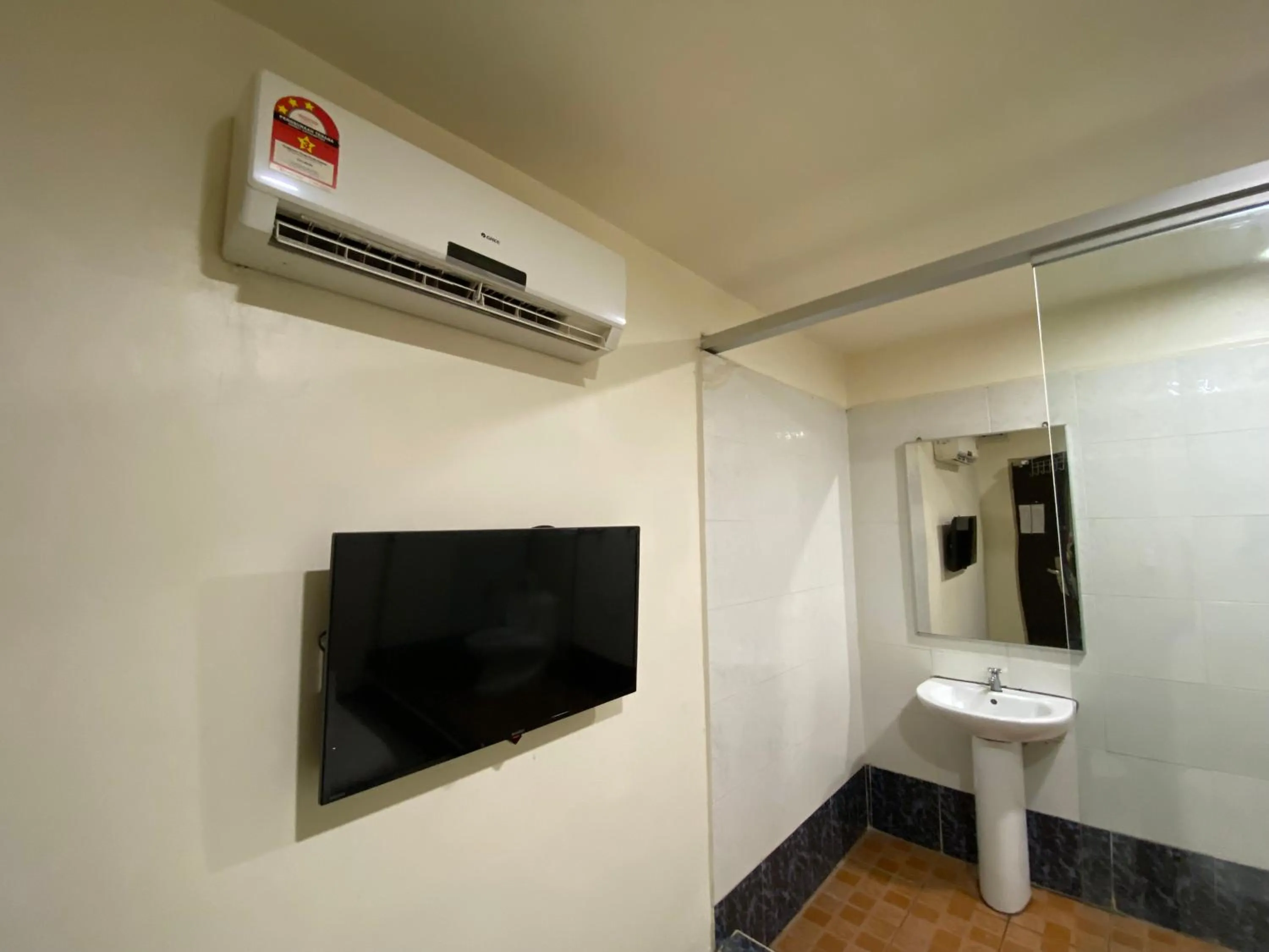 TV and multimedia in HOTEL MALAYSIA