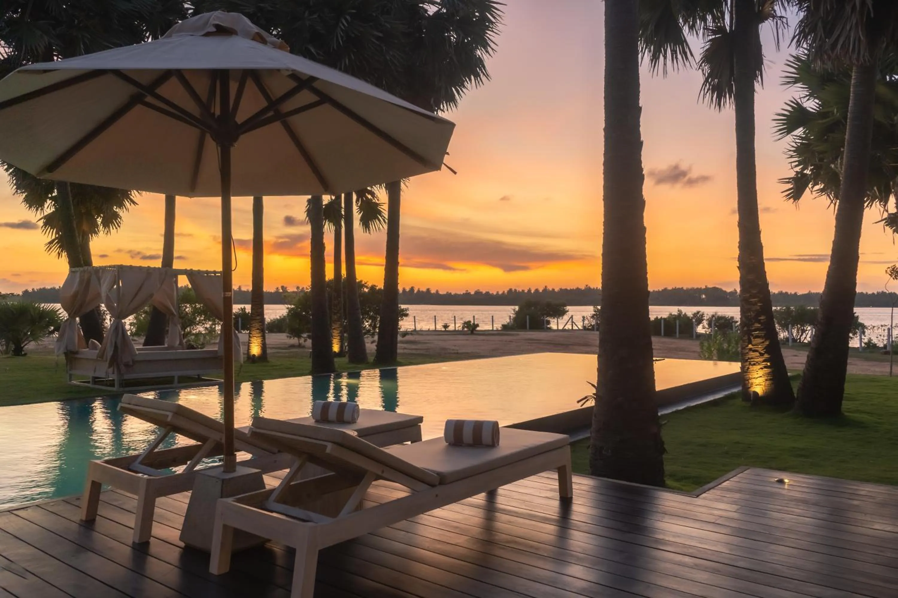 Swimming pool in Koddu Kalpitiya