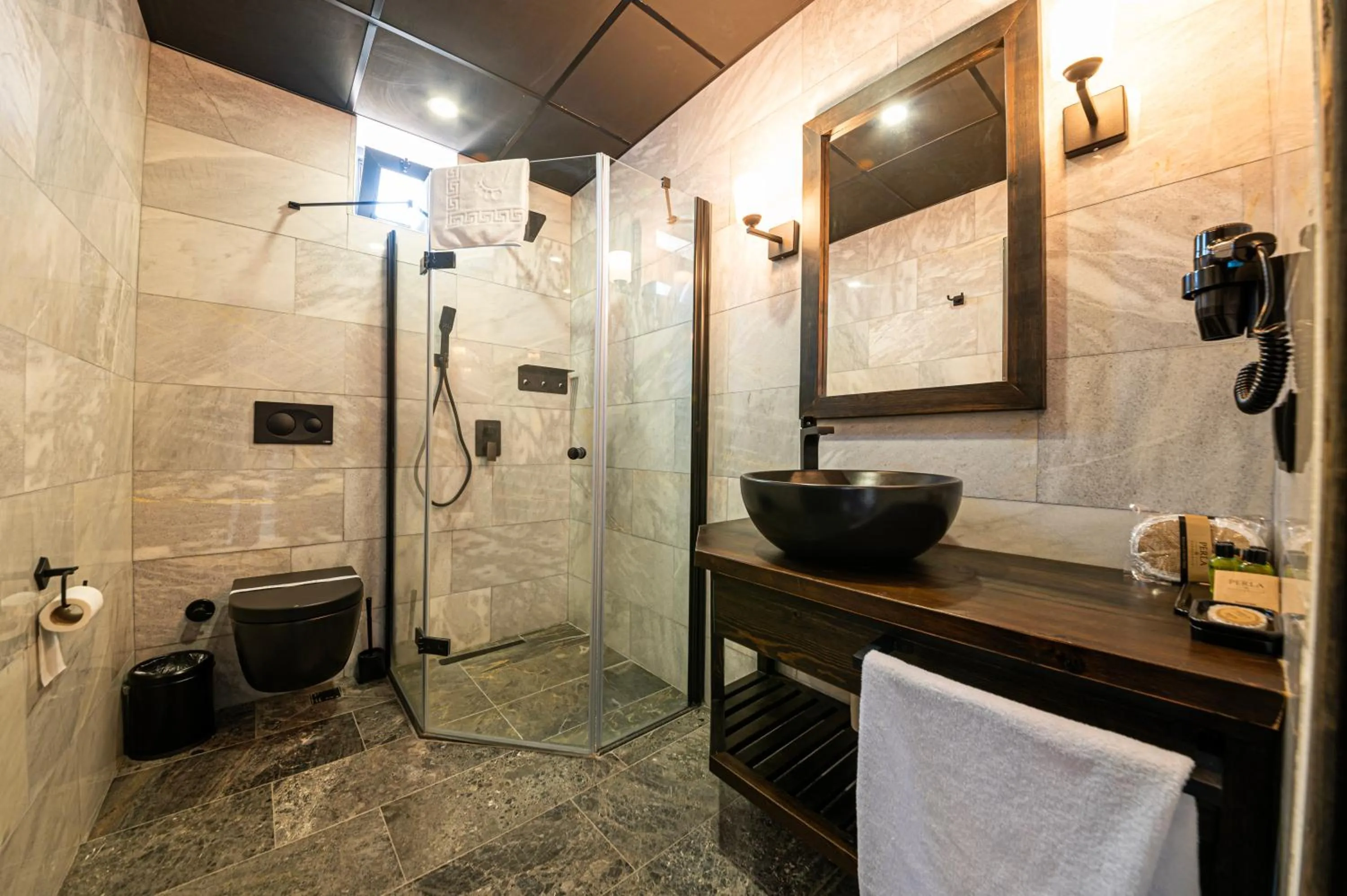 Shower in Perla Cappadocia