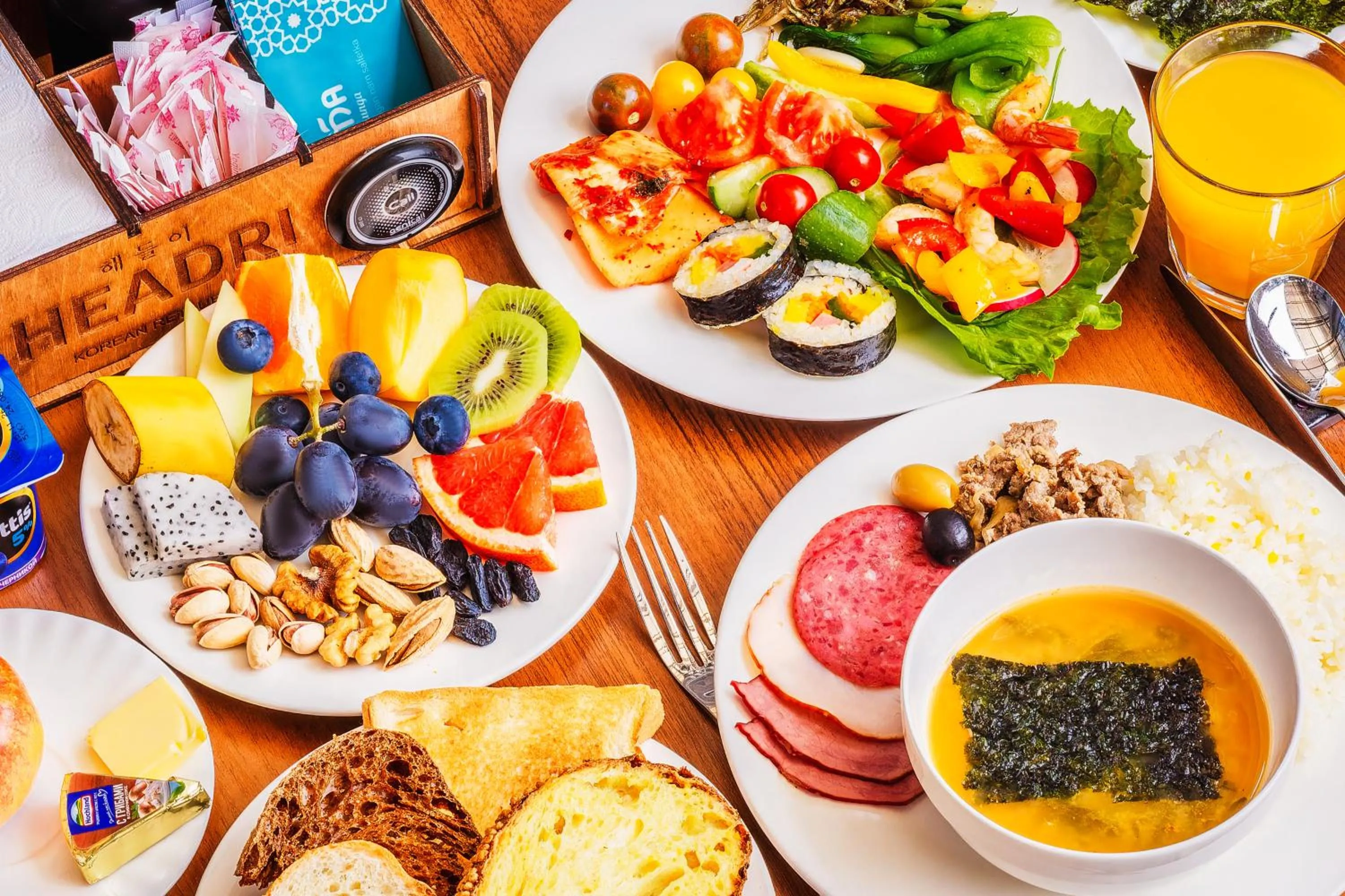 Breakfast in RICH PARK HOTEL