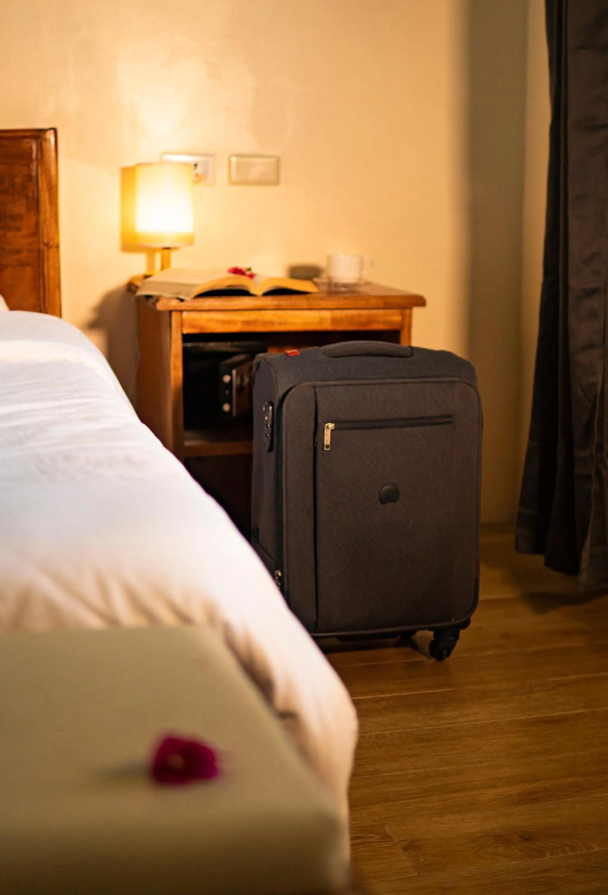 Bed in Ana-as Apartelle (GGL)