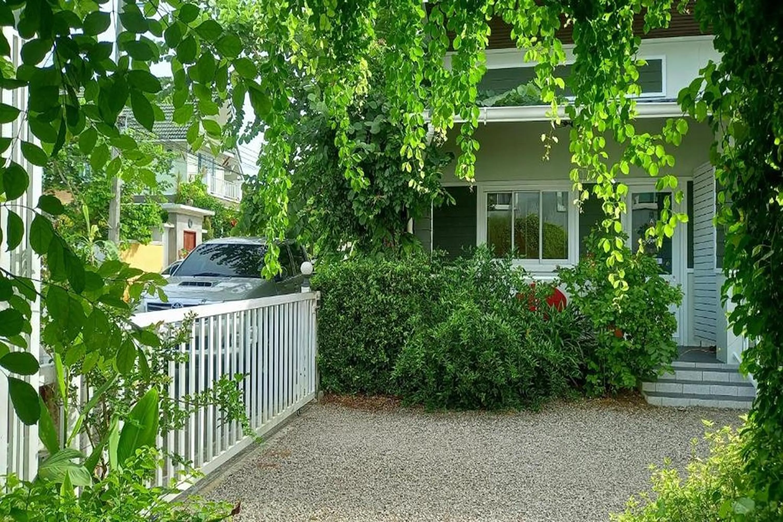 Property building in Bann Kam B&B