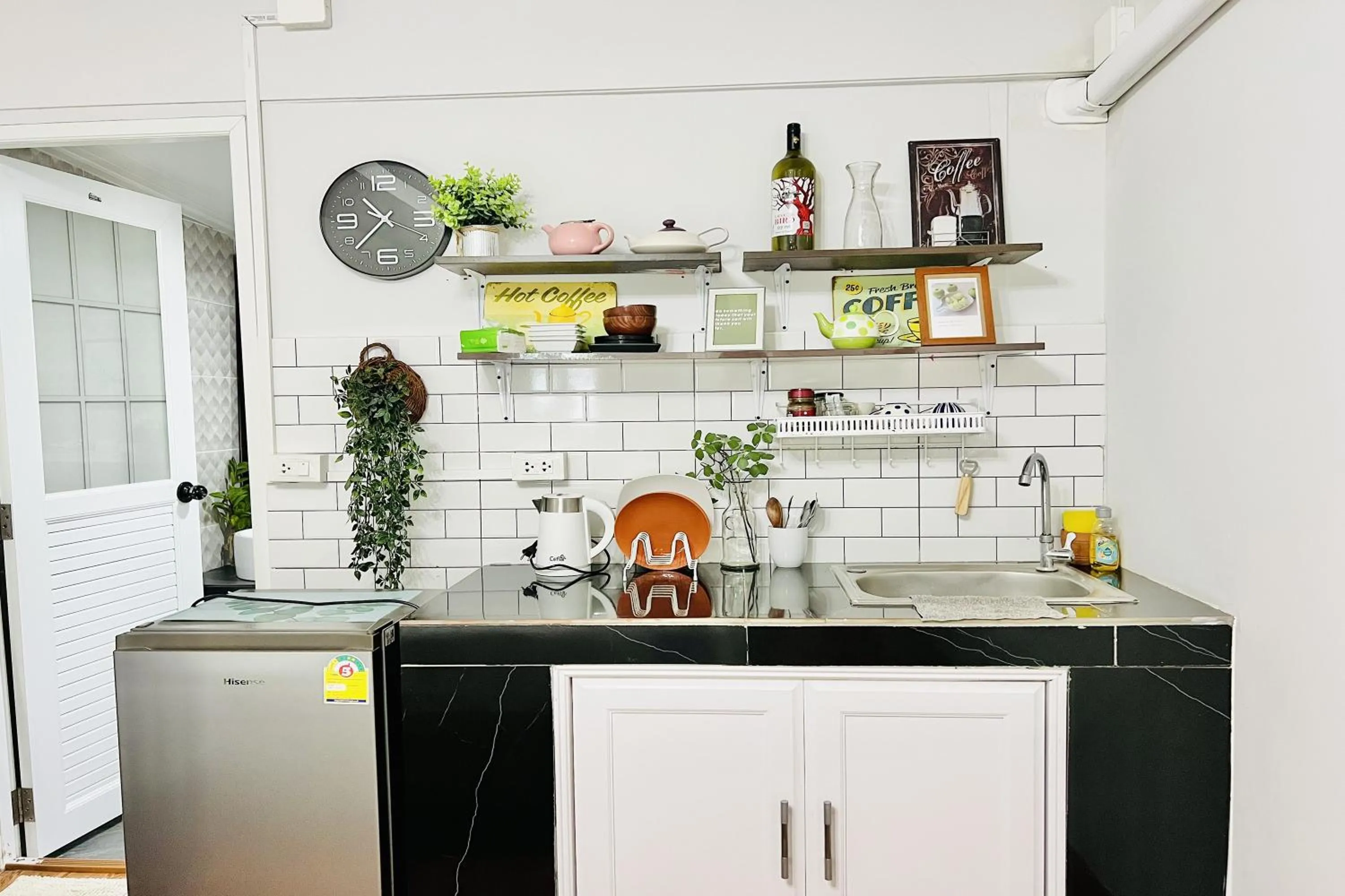 Kitchen or kitchenette in Bann Kam B&B